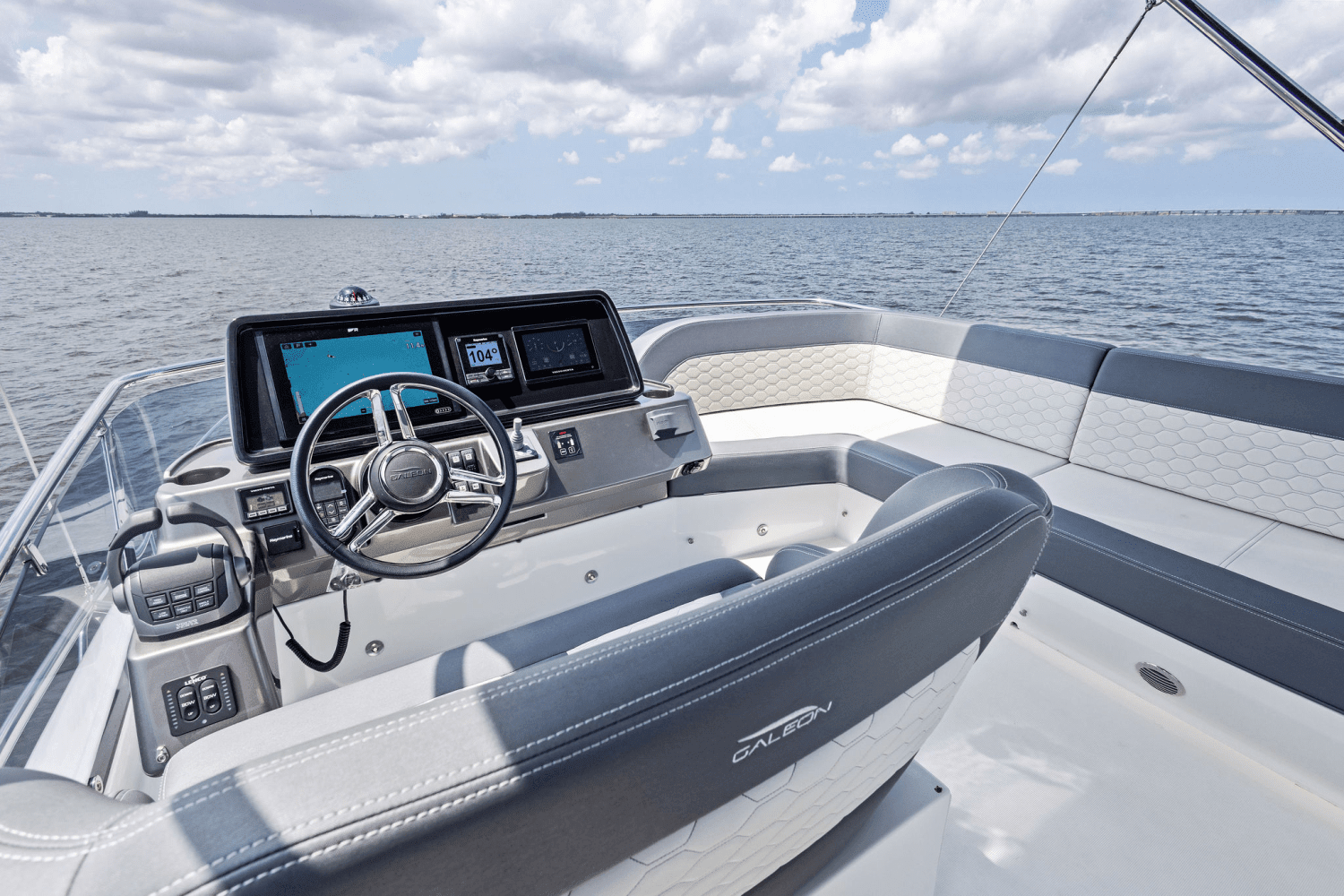 2025 Galeon 400 FLY Image Thumbnail #31