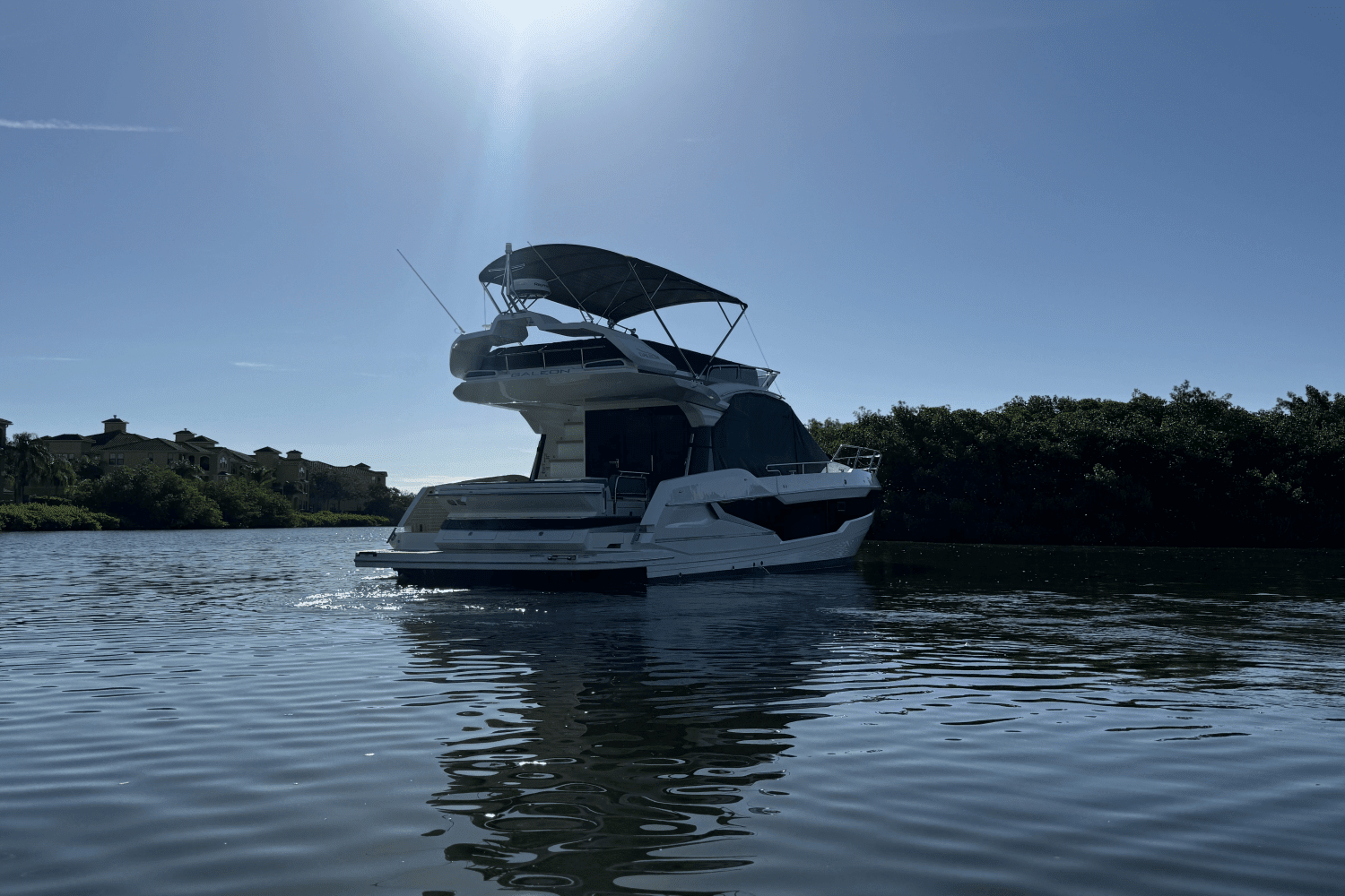 2025 Galeon 400 FLY Image Thumbnail #9