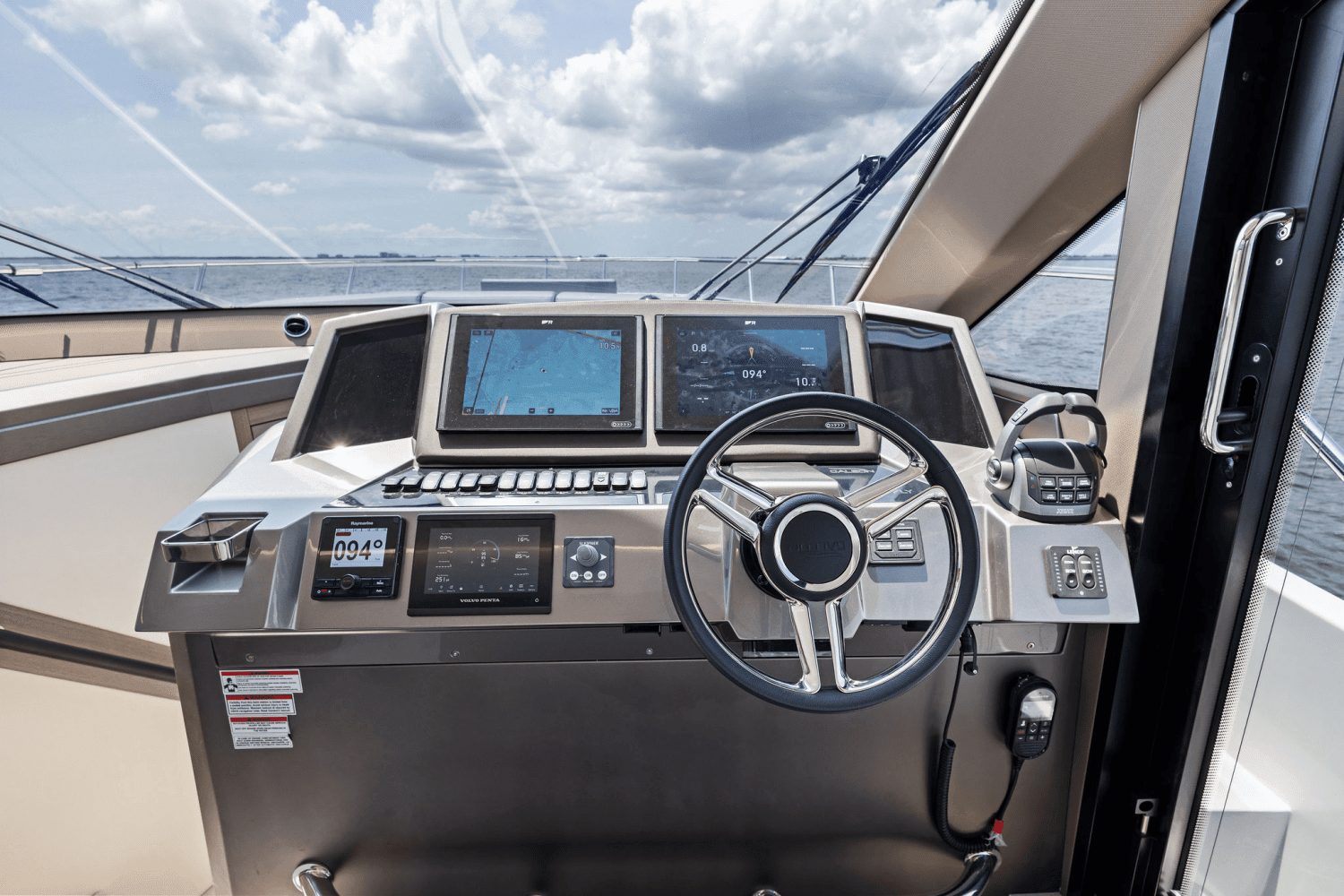 2025 Galeon 400 FLY Image Thumbnail #56