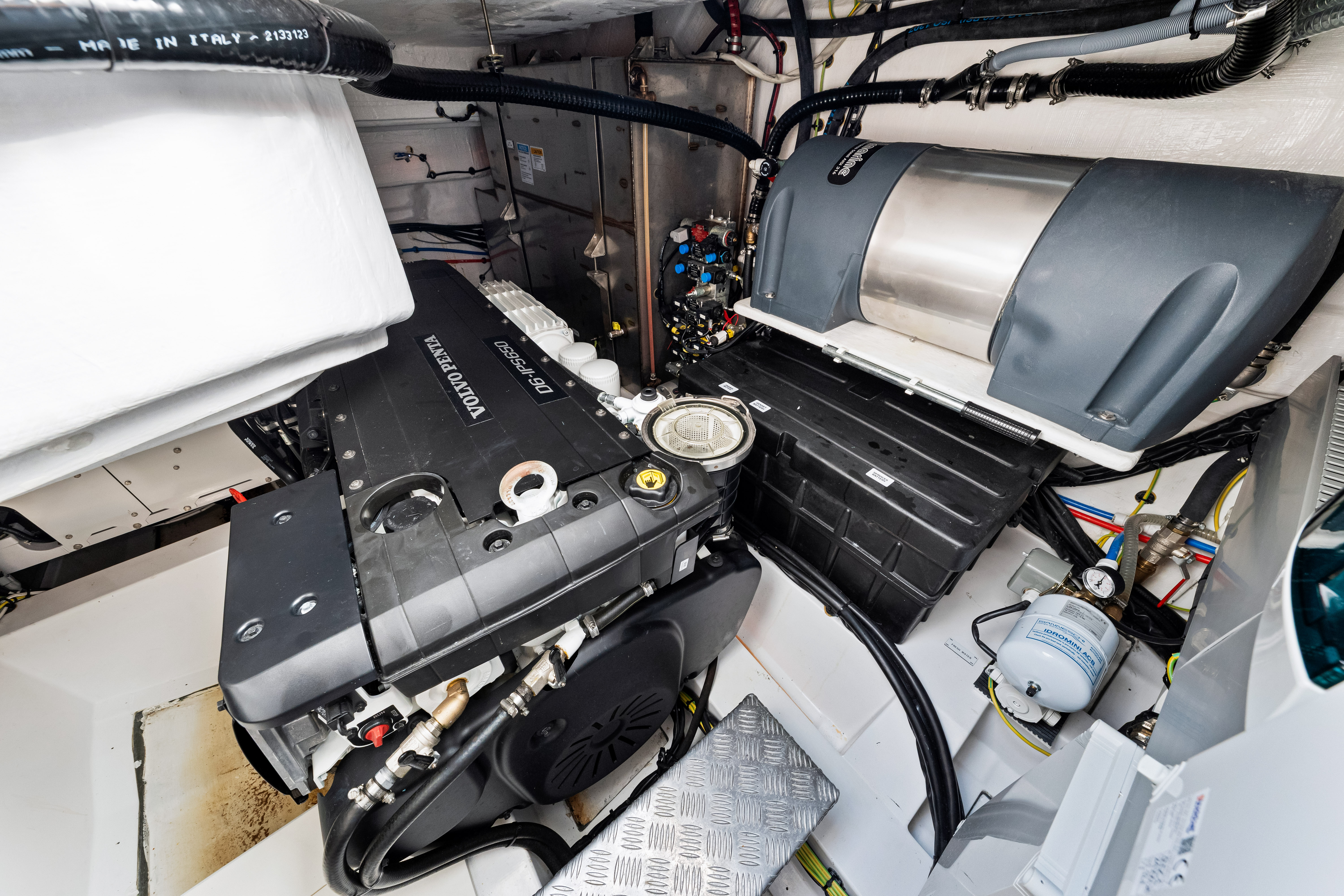 2025 Azimut ATLANTIS 45 Image Thumbnail #58