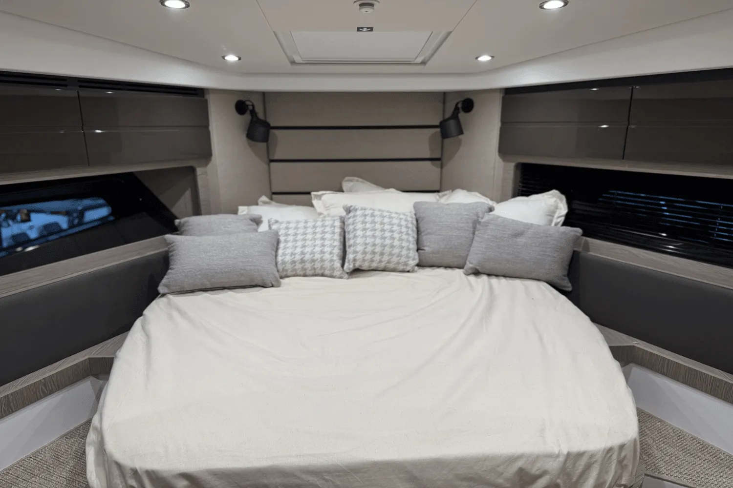 2025 Azimut ATLANTIS 45 Image Thumbnail #18