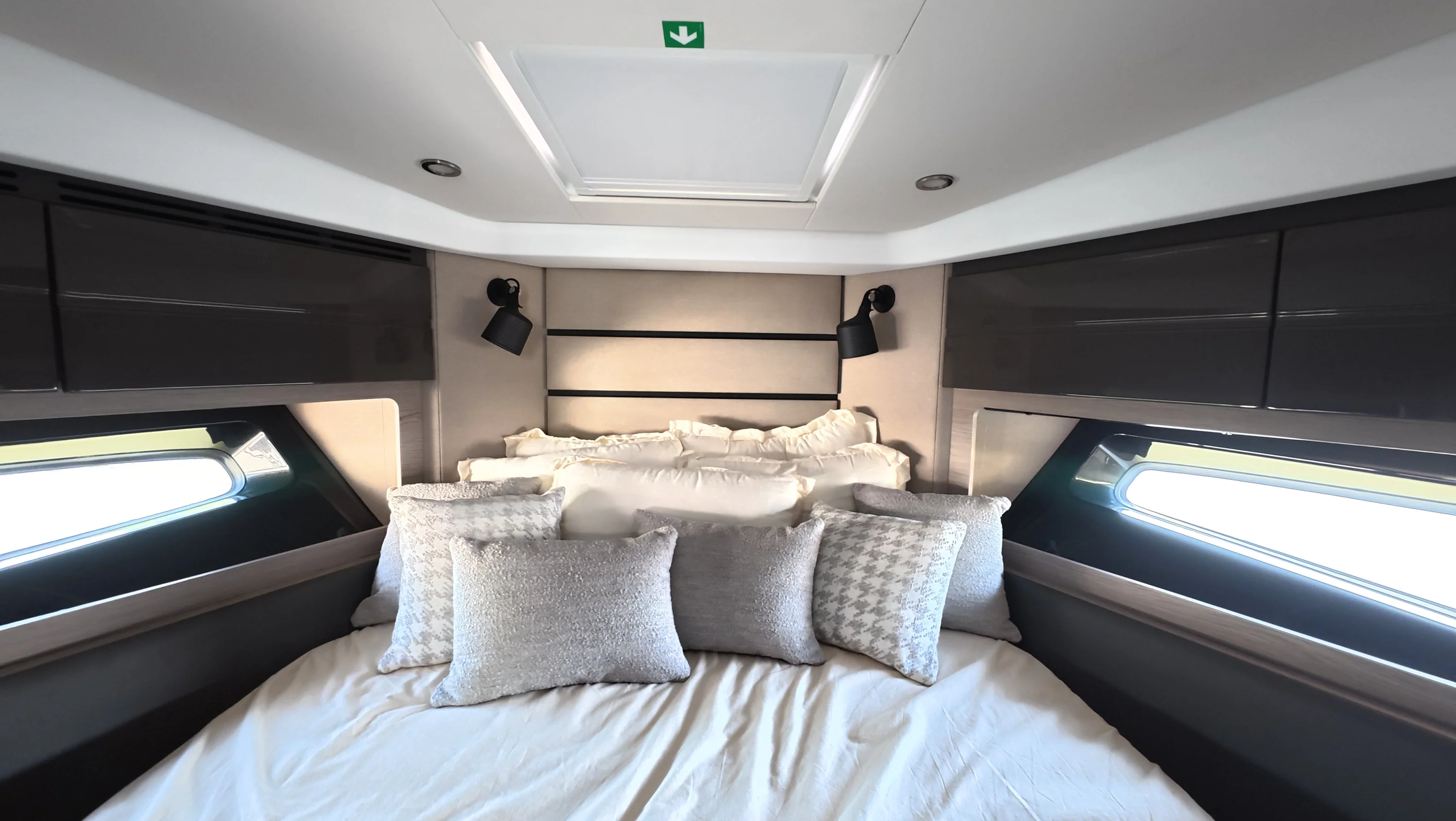 2025 Azimut ATLANTIS 45 Image Thumbnail #61