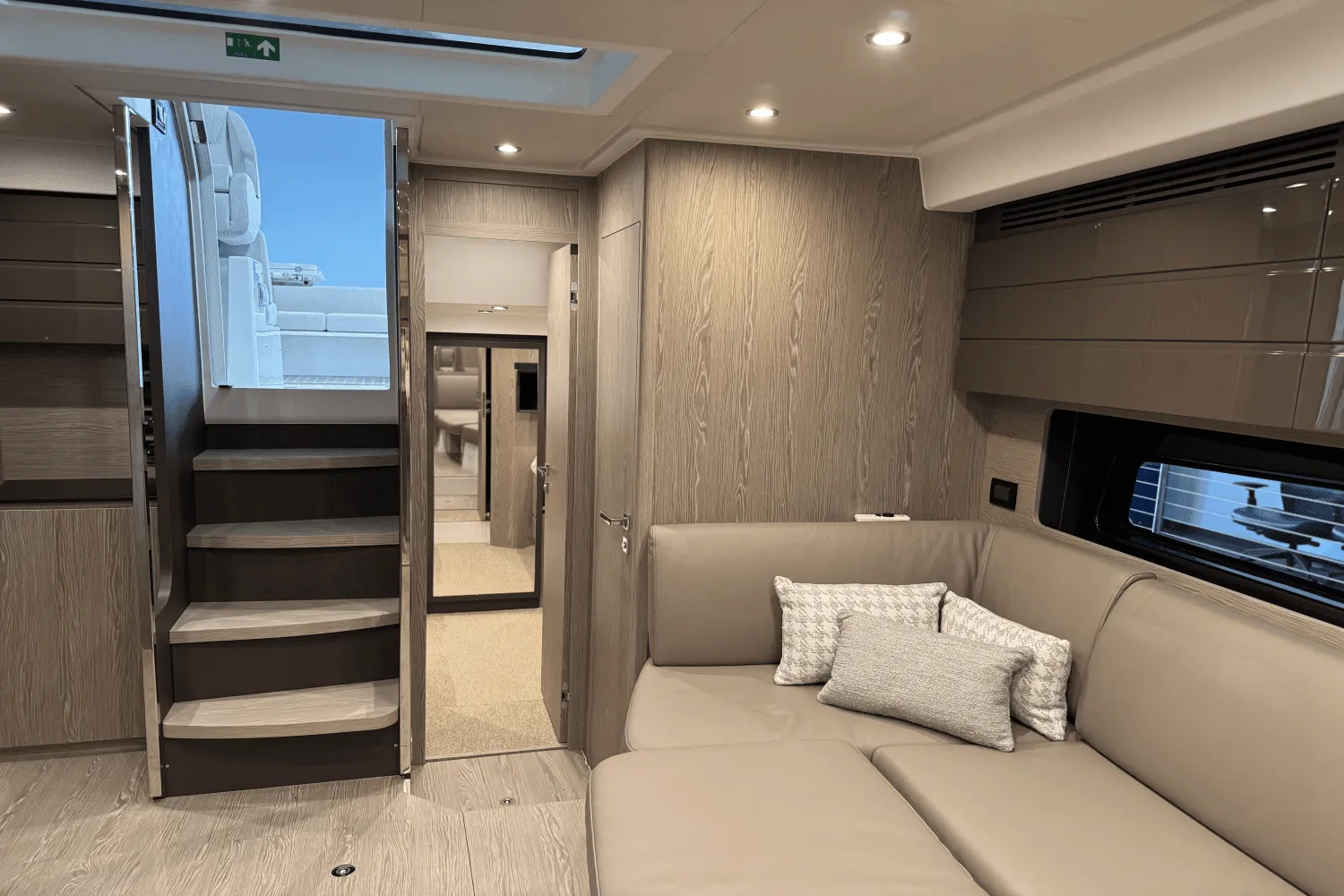 2025 Azimut ATLANTIS 45 Image Thumbnail #19