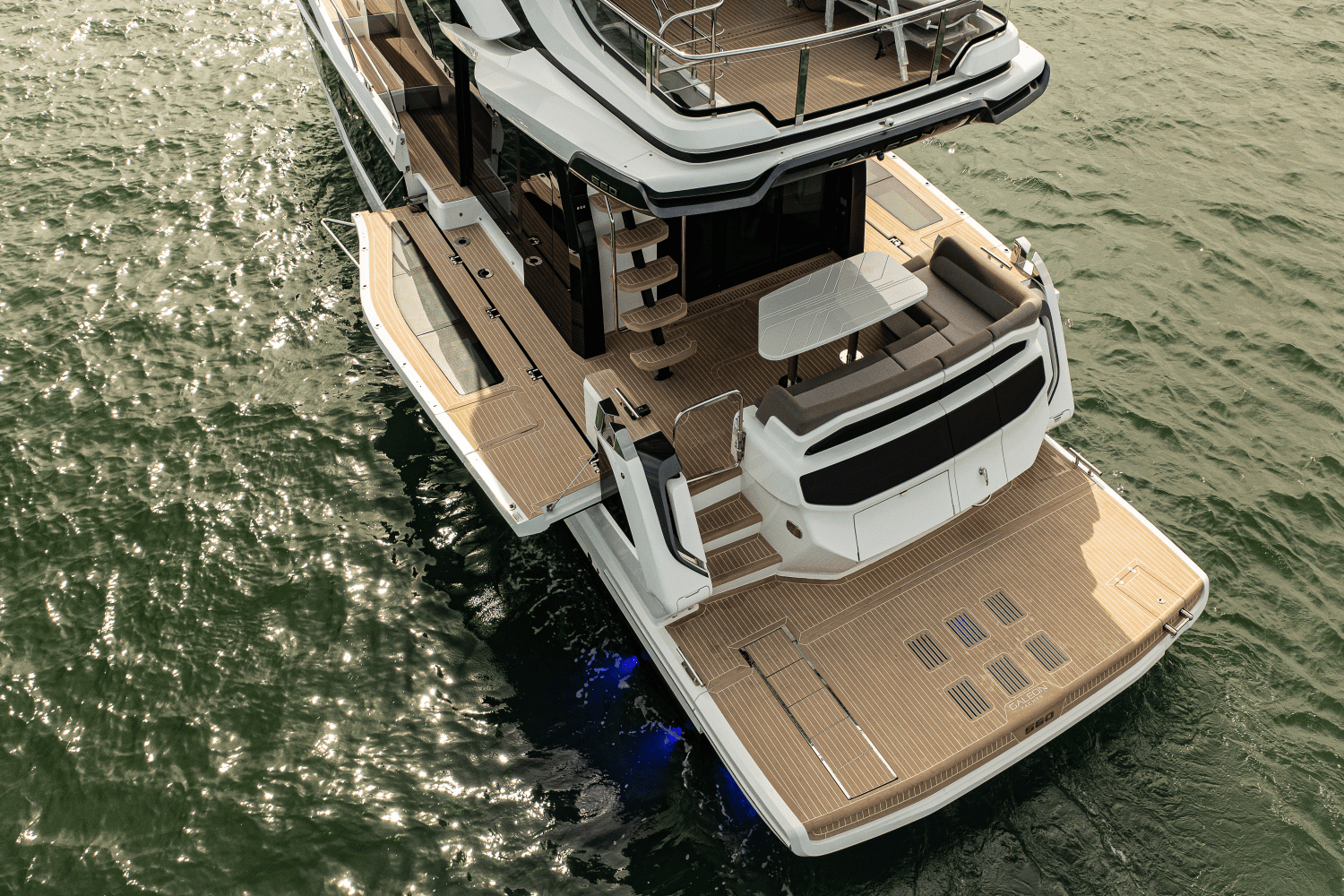 2025 Galeon
                                                             560 FLY Image Thumbnail #7