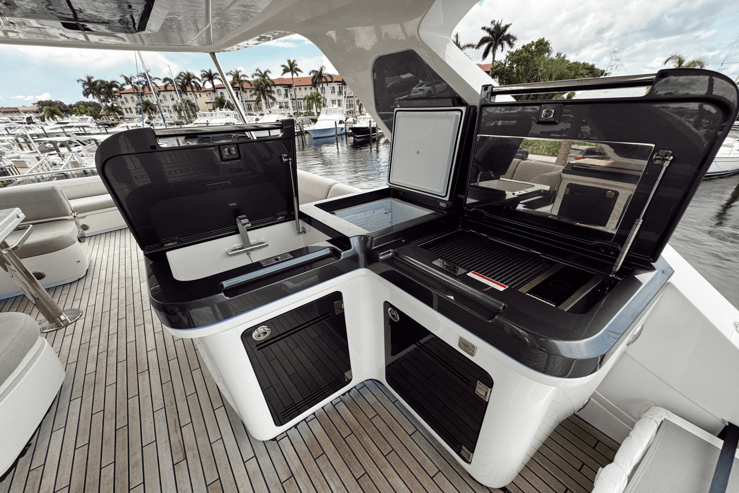 2024 Galeon
                                                             560 FLY Image Thumbnail #61