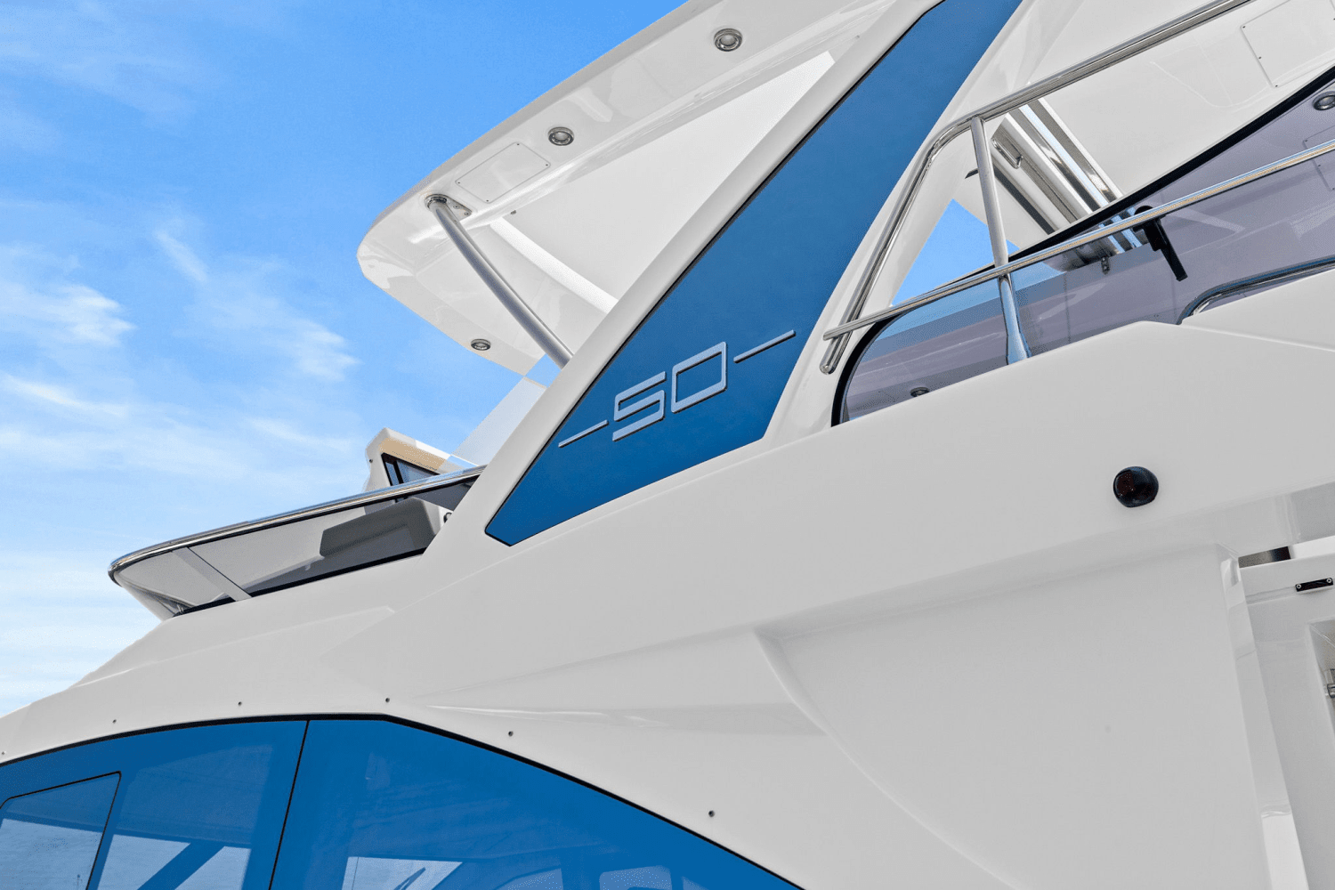 Thumbnail 2 for 2025 Azimut AZ50-FLY