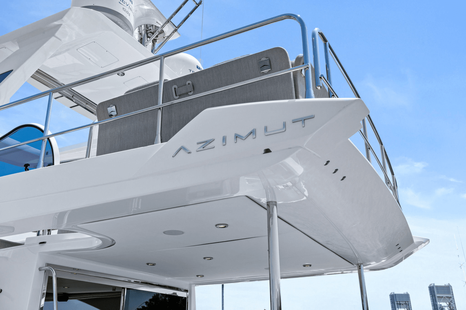 Thumbnail 3 for 2025 Azimut AZ50-FLY