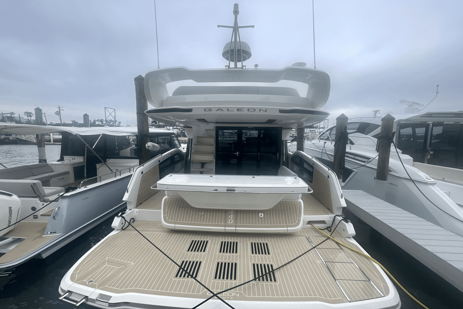 2025 Galeon 440 FLY Image Thumbnail #2