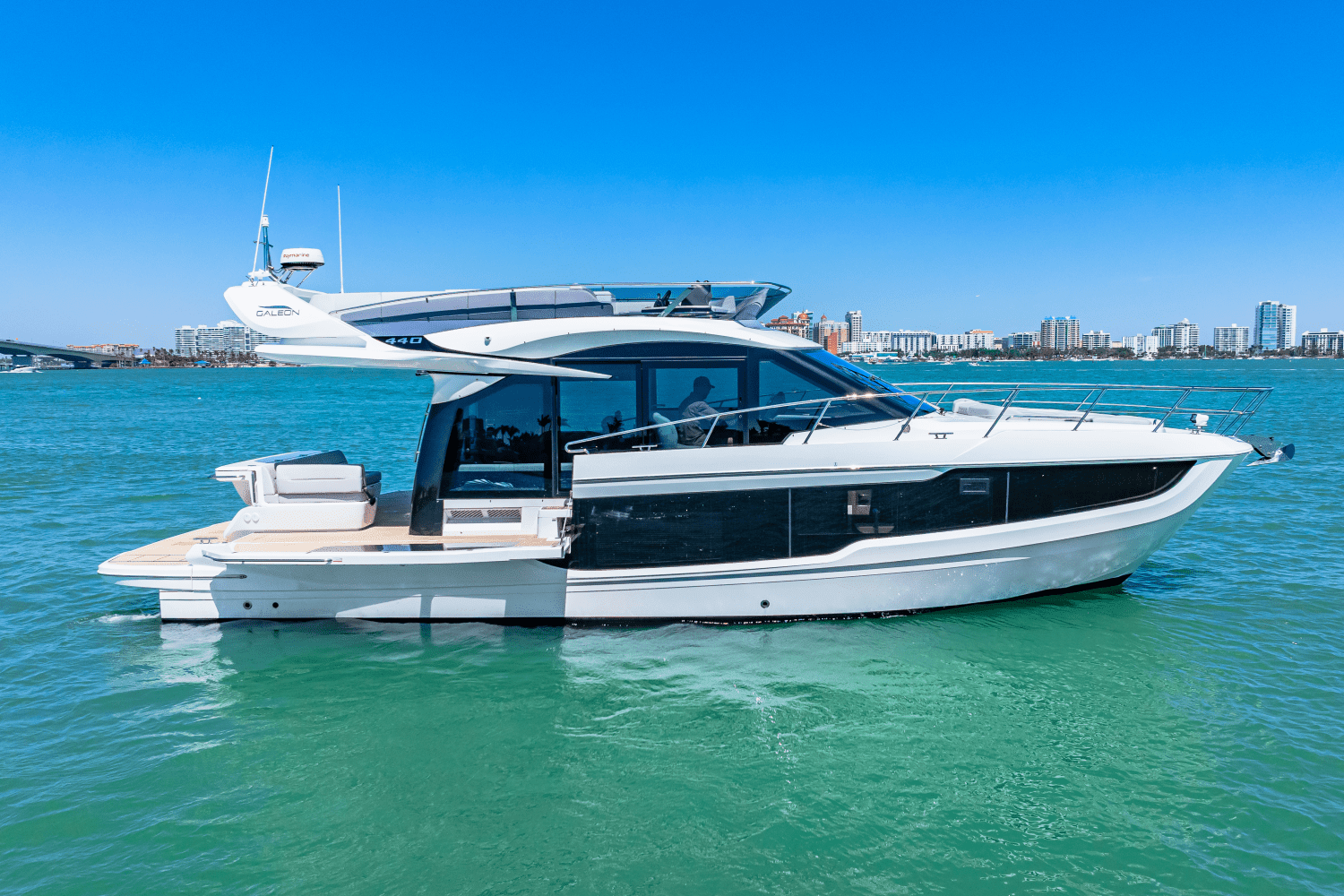 2025 Galeon 440 FLY Image Thumbnail #9