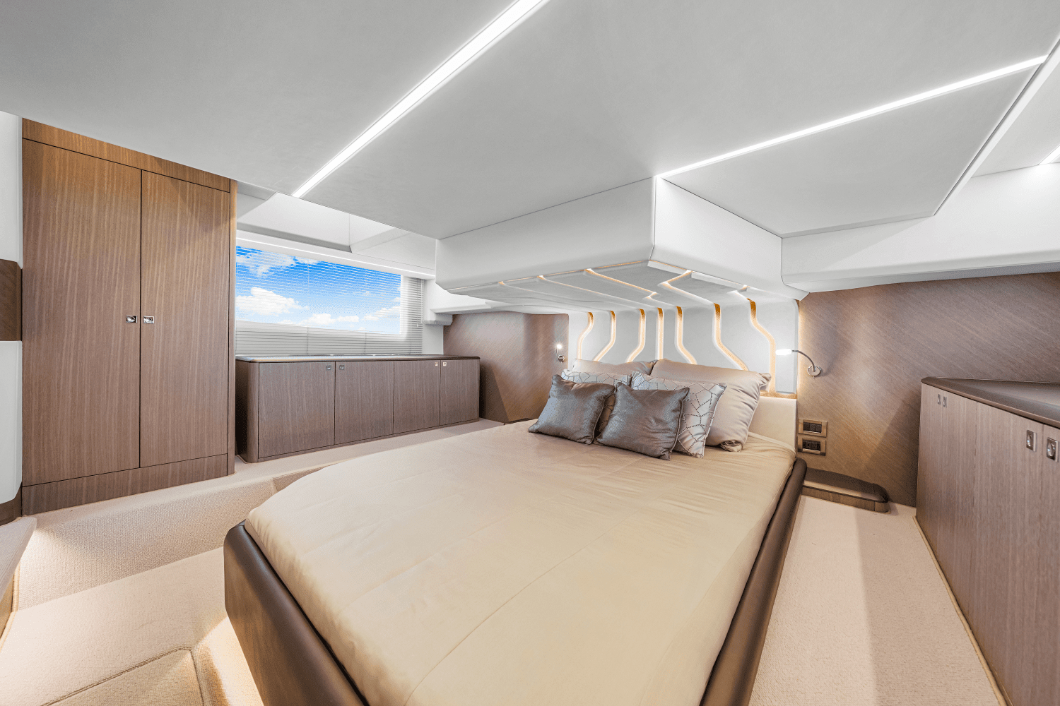 2025 Galeon 440 FLY Image Thumbnail #94