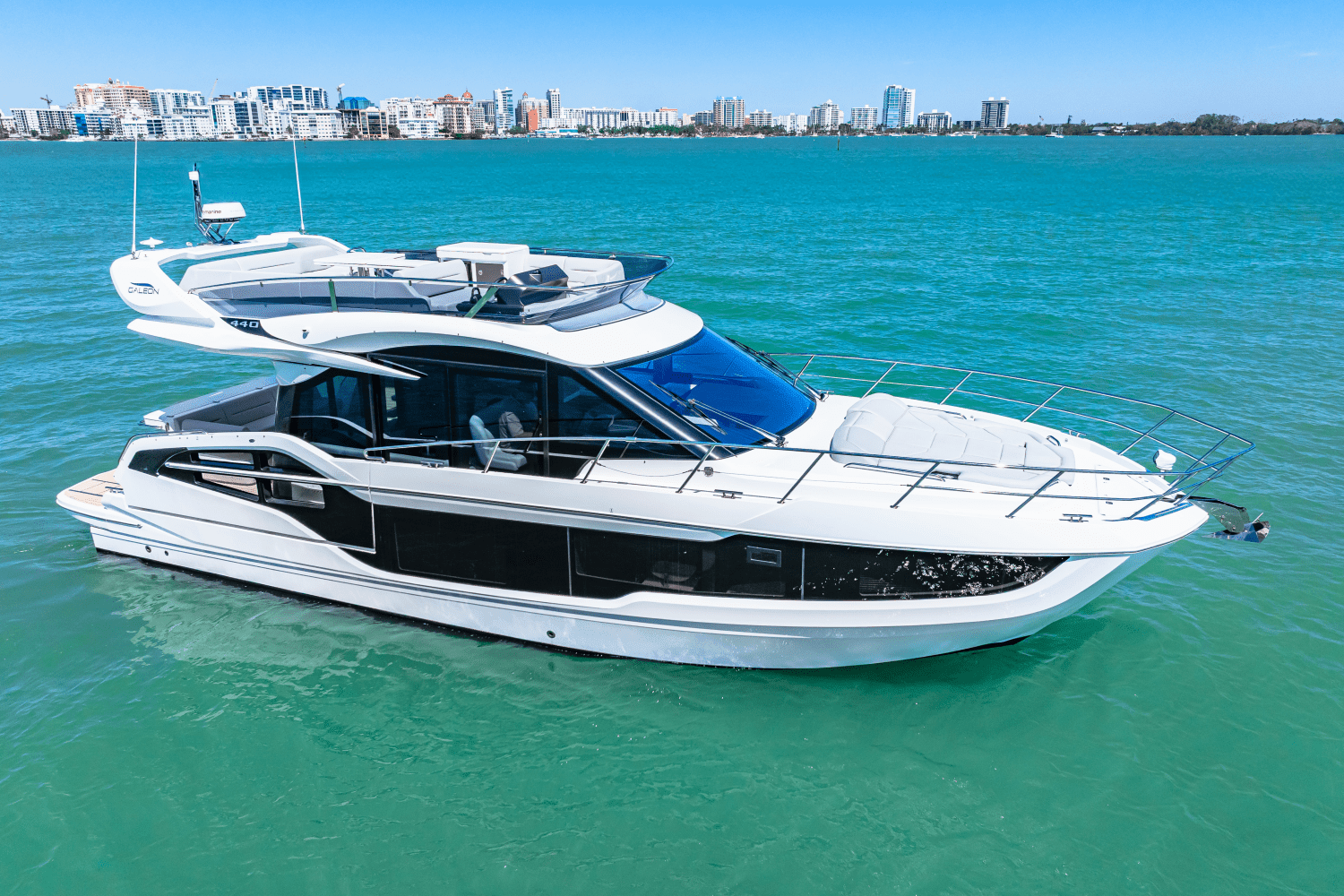 2025 Galeon 440 FLY Image Thumbnail #1