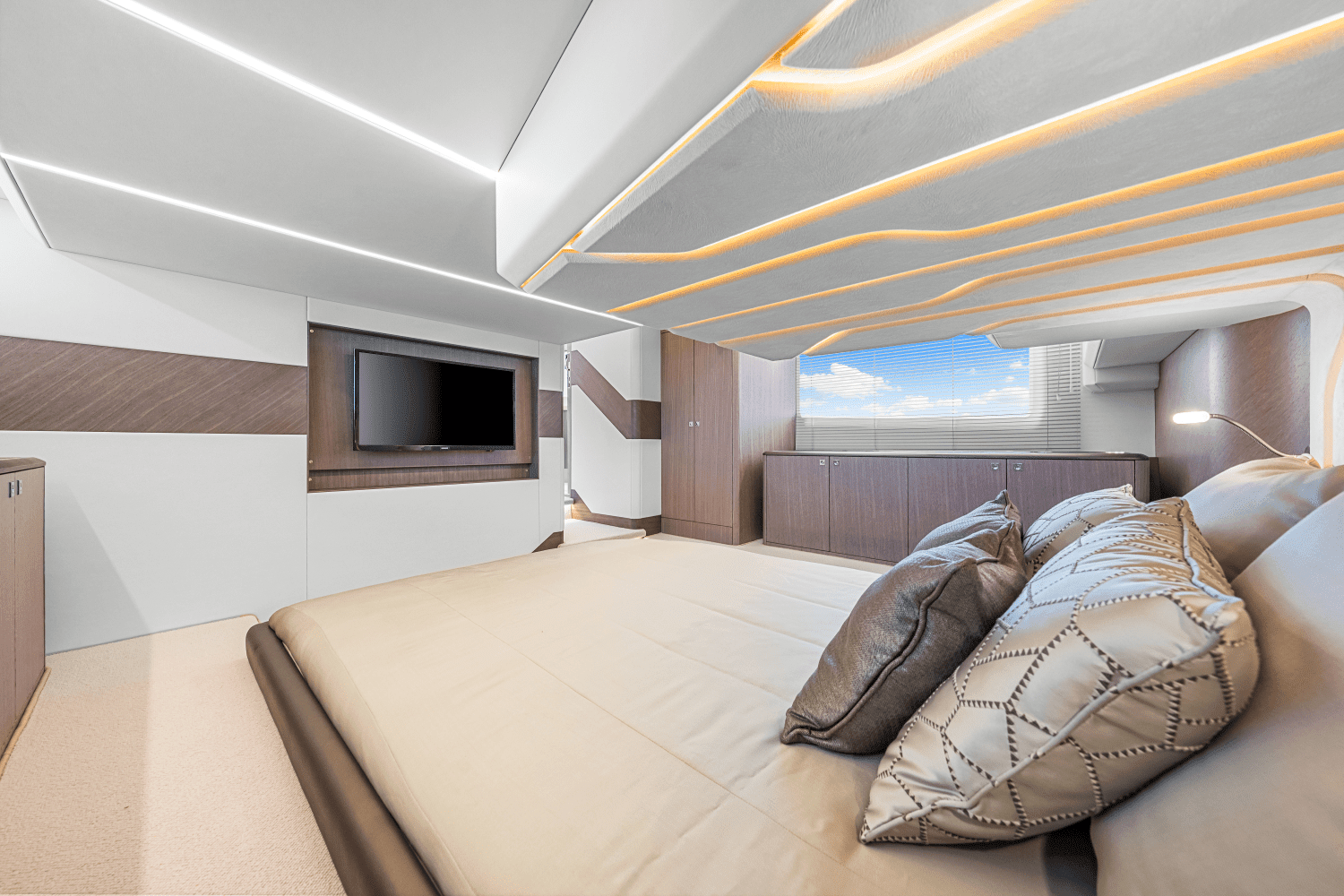 2025 Galeon 440 FLY Image Thumbnail #95