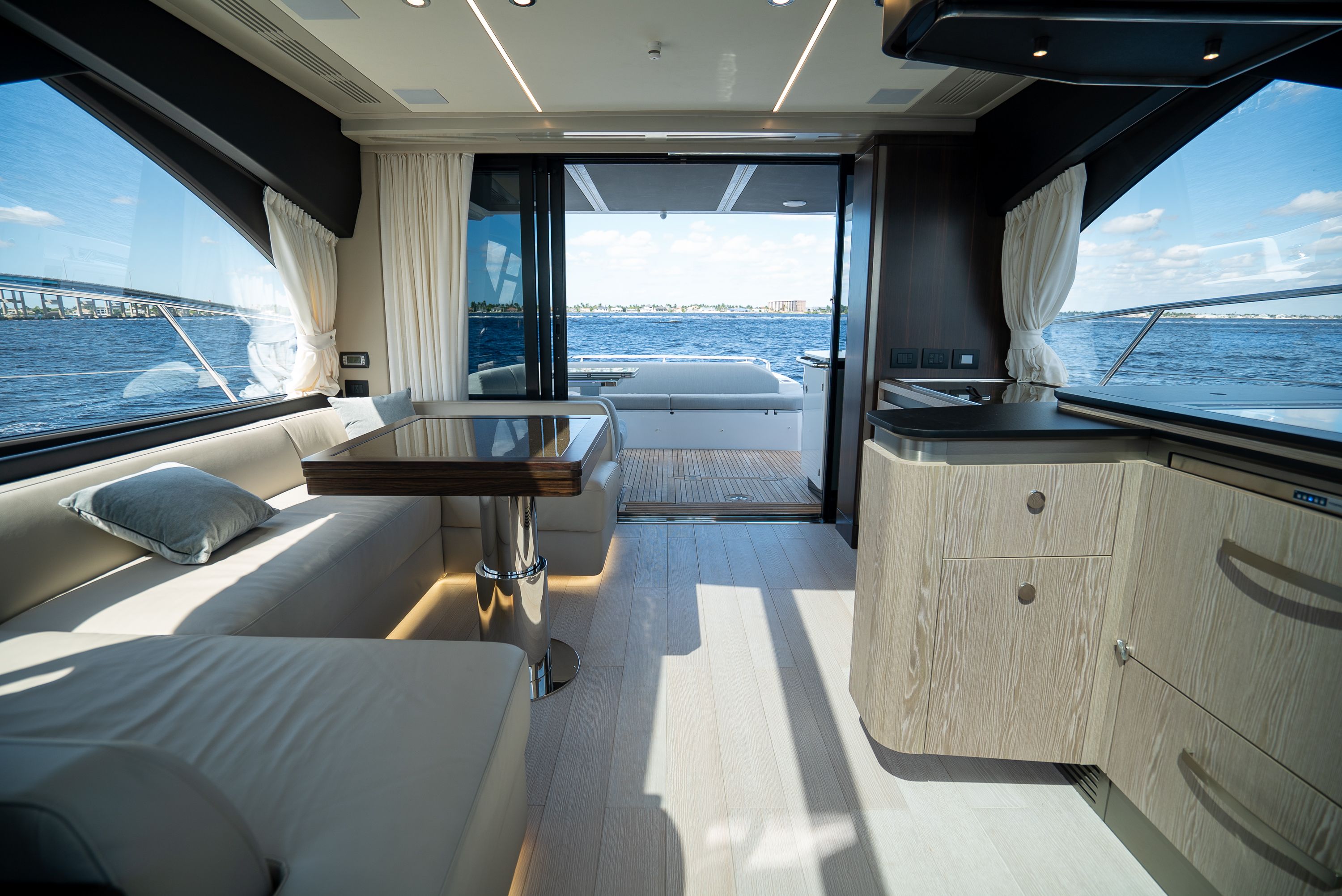 2025 Azimut S6 Image Thumbnail #23