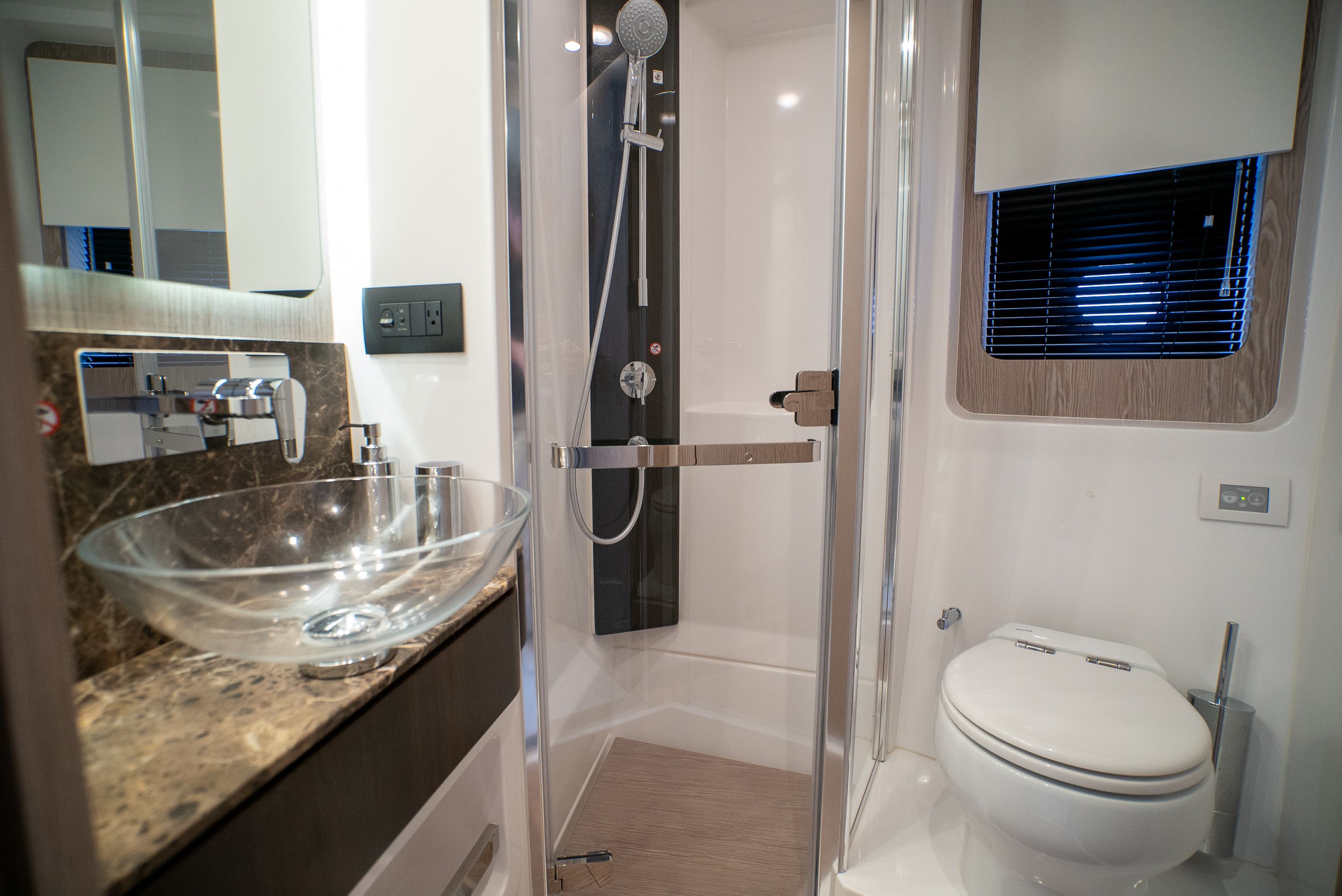 2025 Azimut S6 Image Thumbnail #28