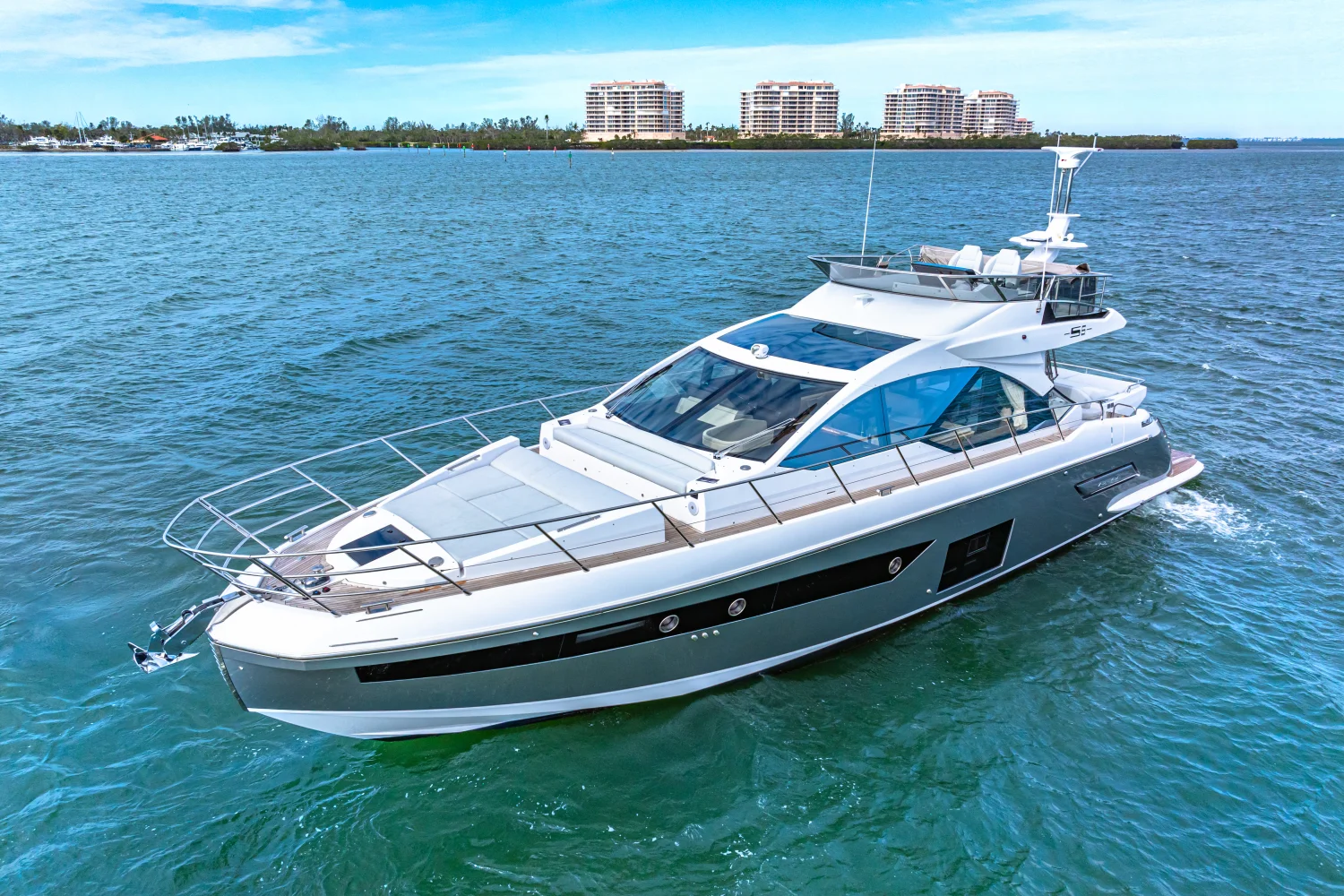 2025 Azimut S6 Image Thumbnail #2