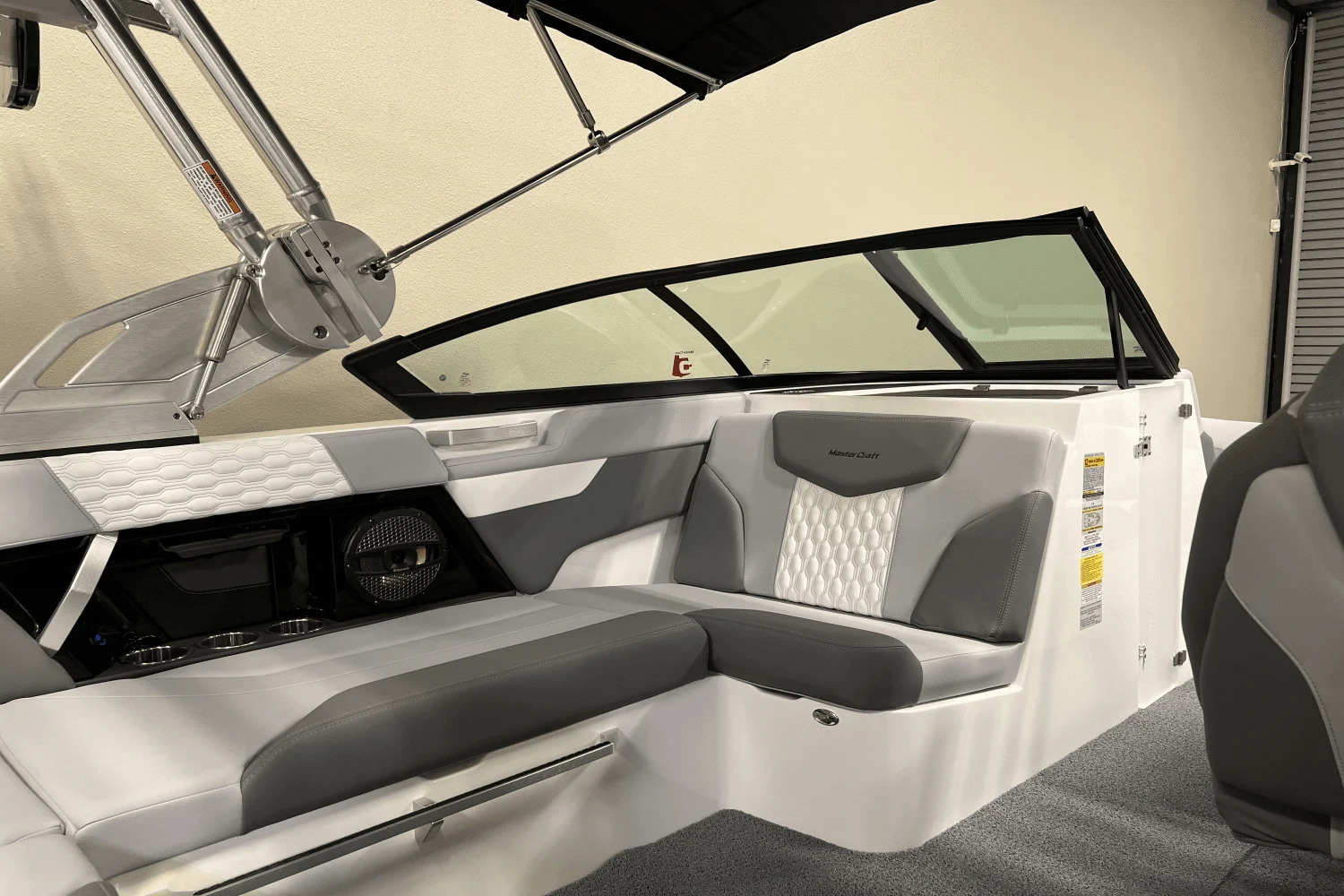 2023 Mastercraft XT20 Image Thumbnail #7