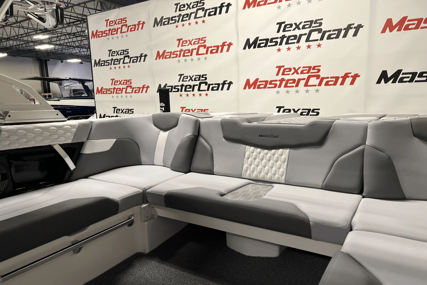 2023 Mastercraft XT20 Image Thumbnail #6