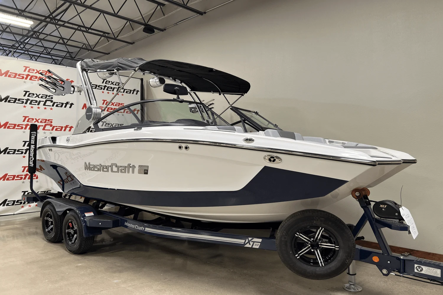 2023 Mastercraft XT20 Image Thumbnail #1