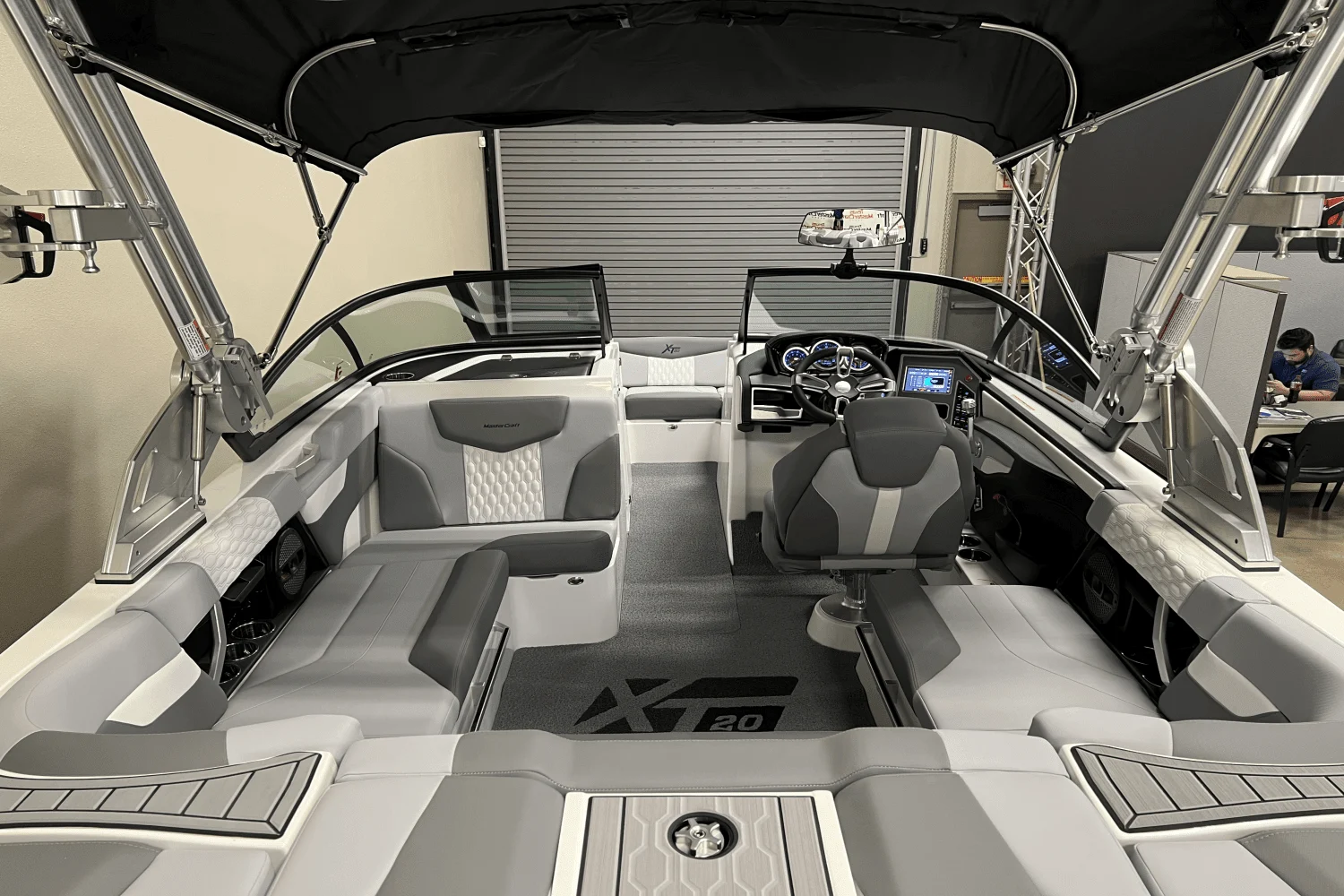 2023 Mastercraft XT20 Image Thumbnail #4