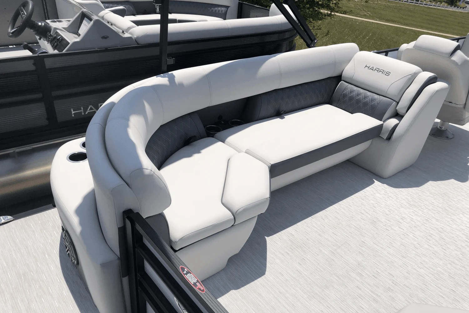 2023 Harris
                                                             Sunliner 250 Image Thumbnail #21