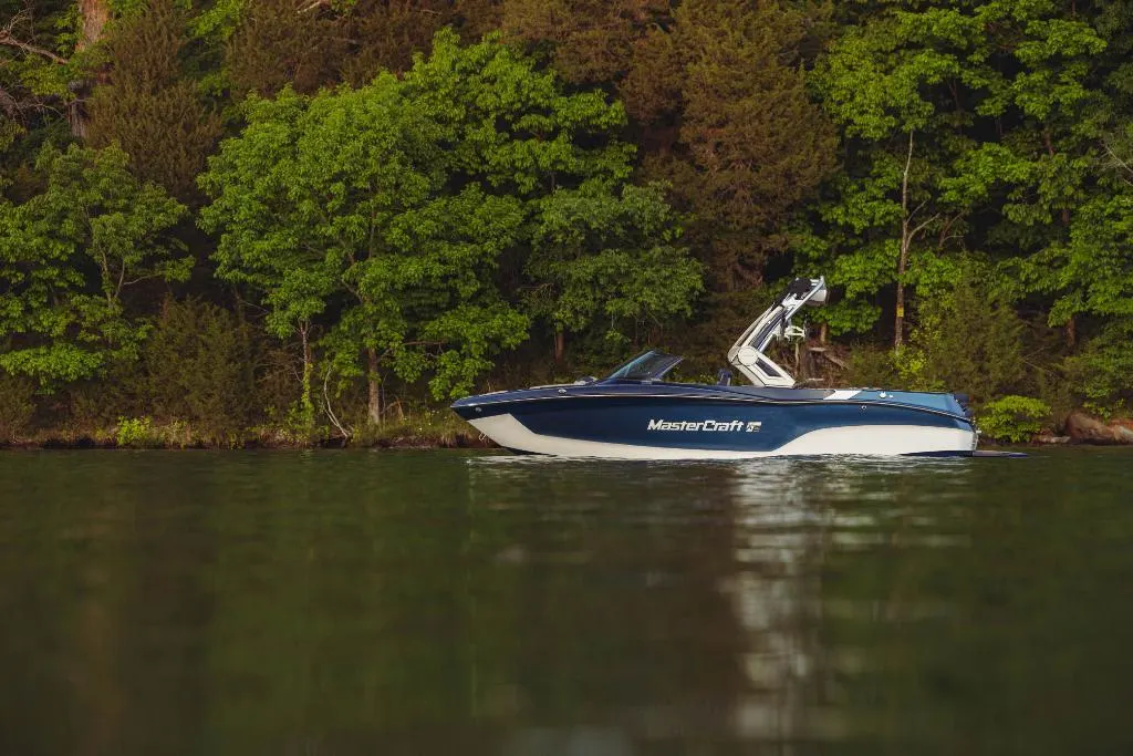 2023 Mastercraft XT22 T Image Thumbnail #13