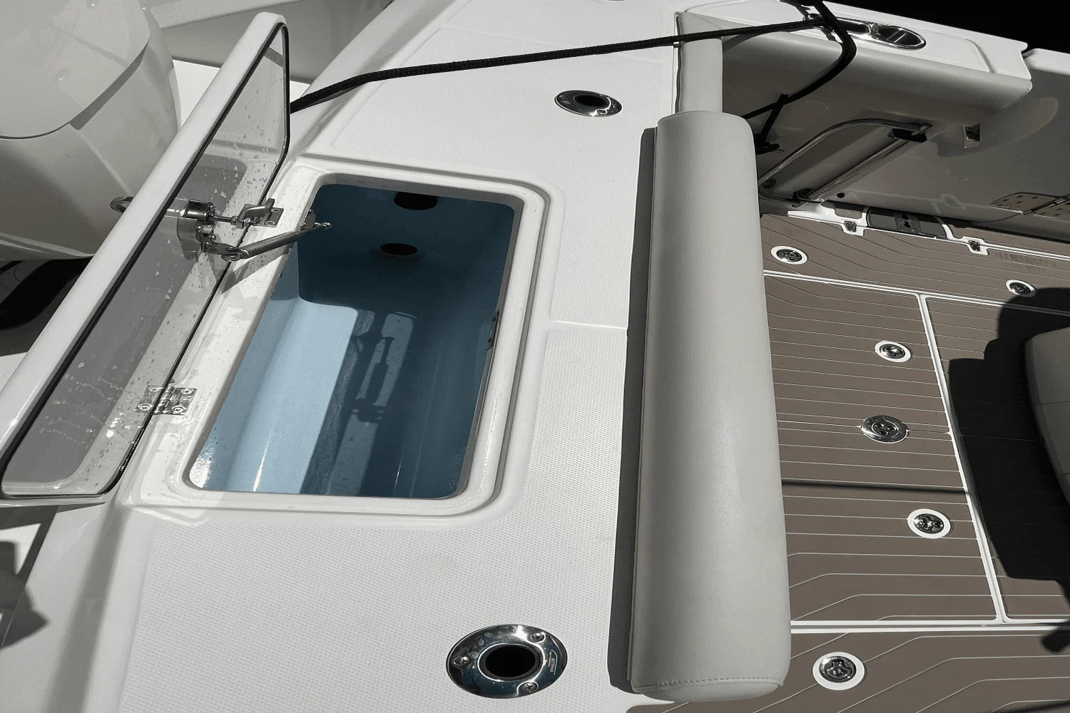2022 Boston Whaler
                                                             330 Outrage Image Thumbnail #29