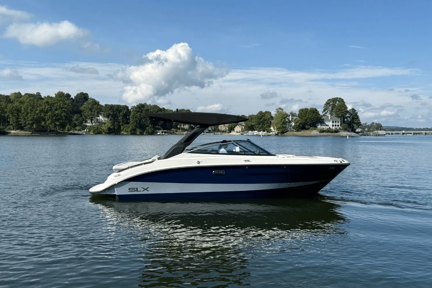 2024 Sea Ray SLX 260 Surf Image Thumbnail #0