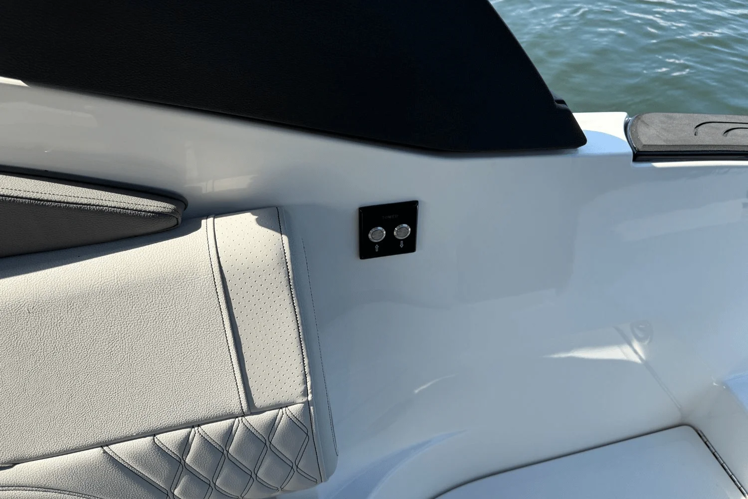 2024 Sea Ray SLX 260 Surf Image Thumbnail #18