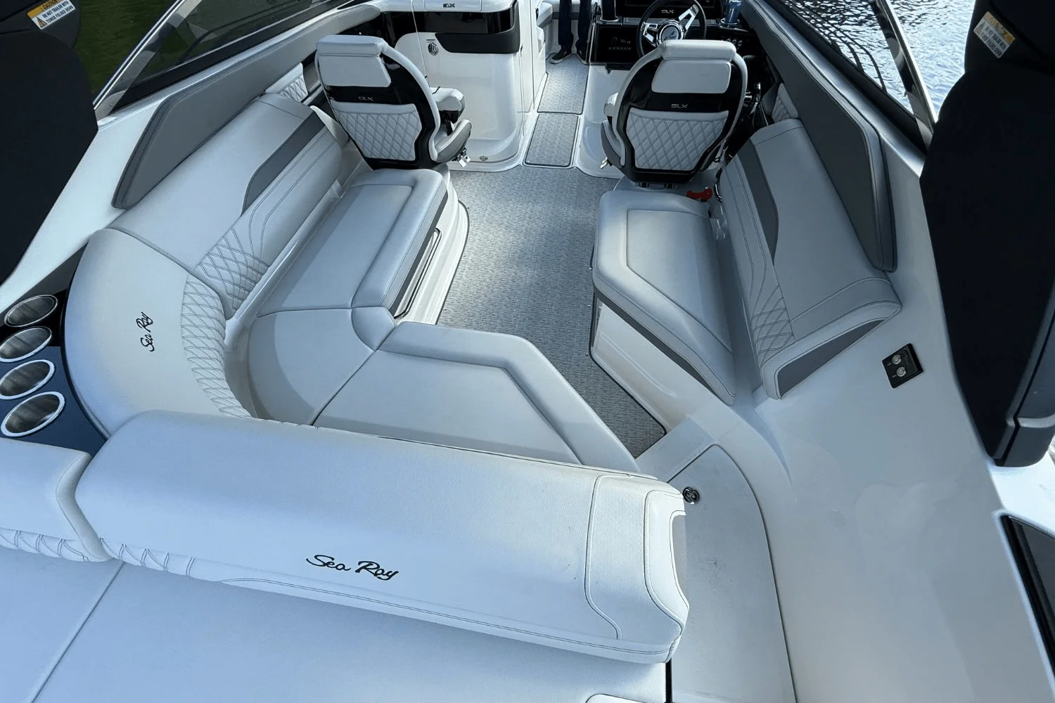 2024 Sea Ray SLX 260 Surf Image Thumbnail #15