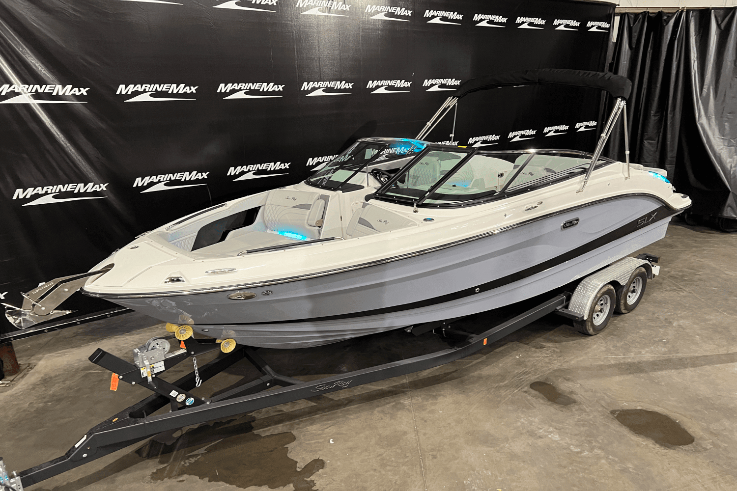 2024 Sea Ray SLX 260
