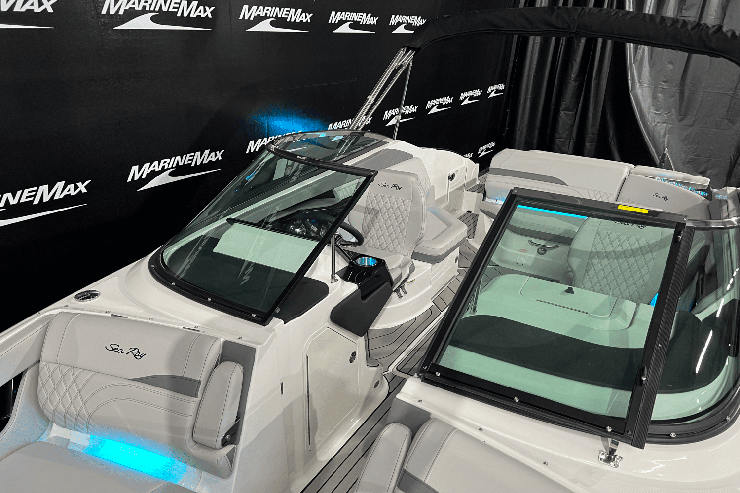 2024 Sea Ray SLX 260 Image Thumbnail #6