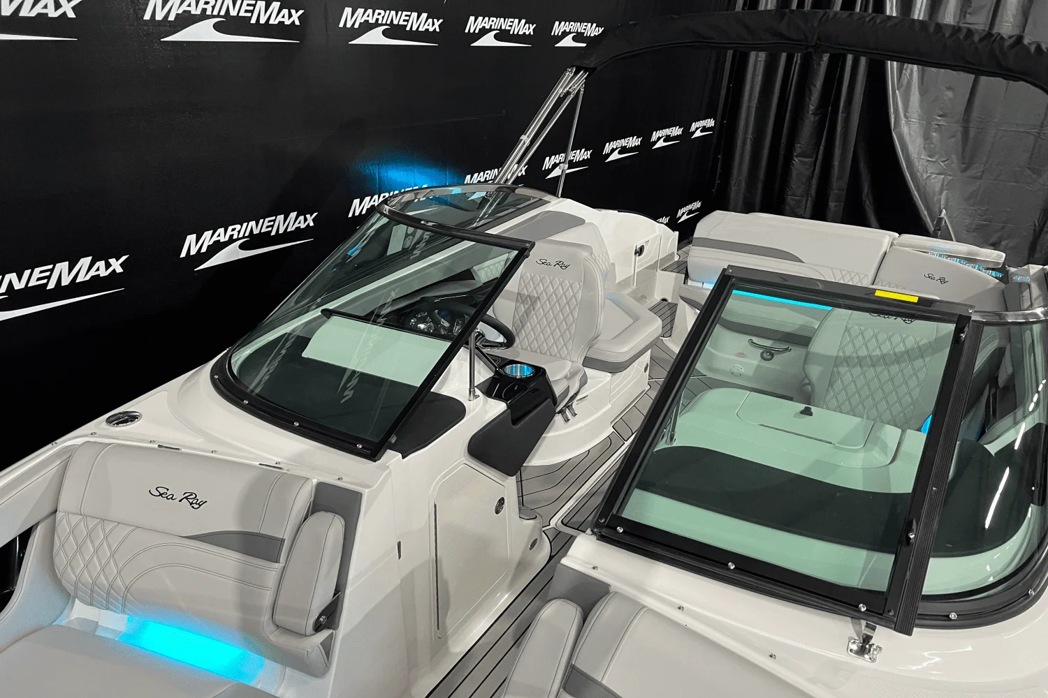 2024 Sea Ray SLX 260 Image Thumbnail #6