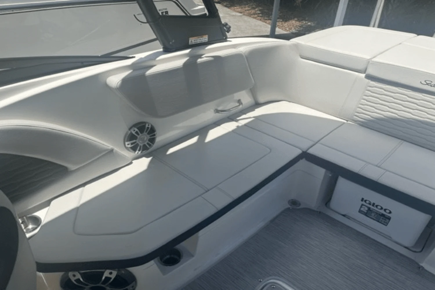 2023 Sea Ray
                                                             SPX 230 OB Image Thumbnail #15