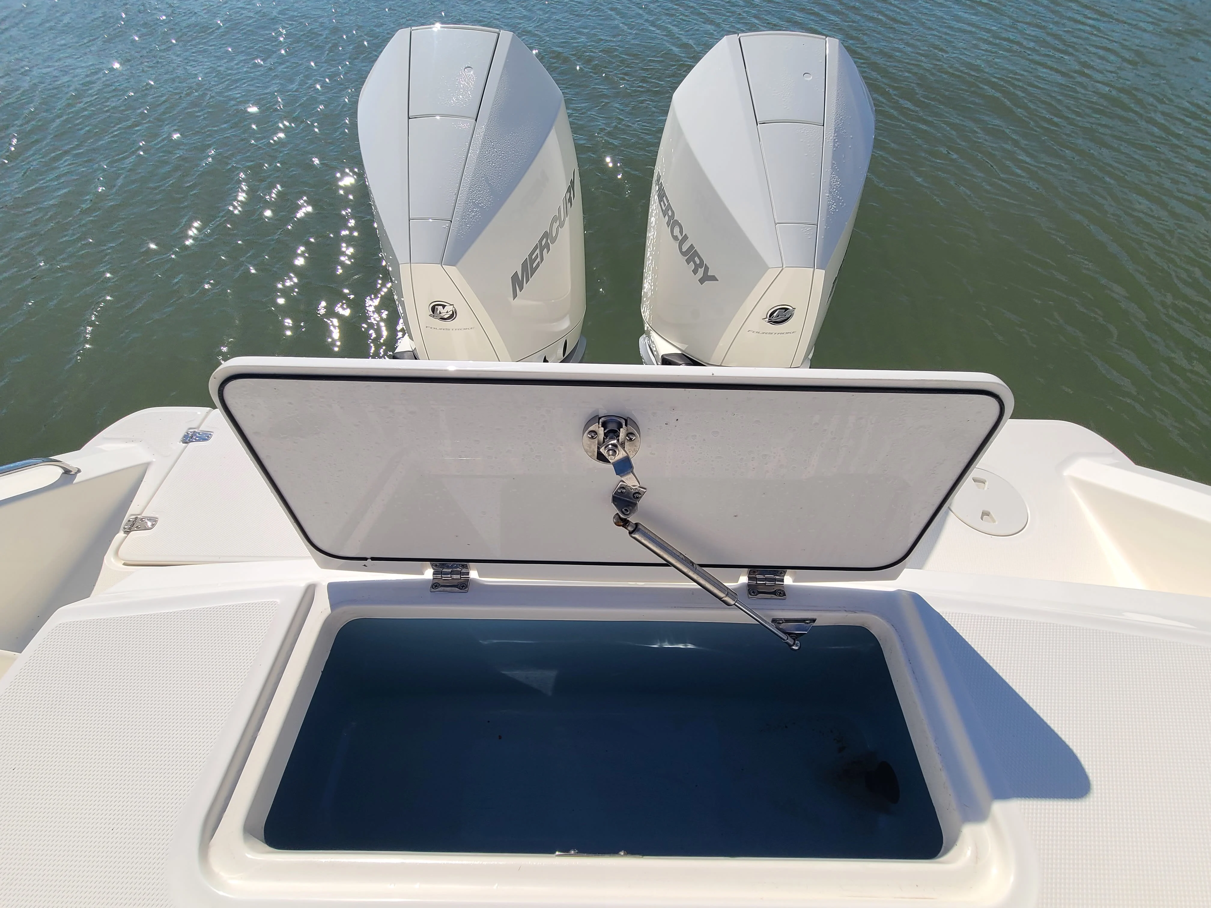 2022 Boston Whaler
                                                             330 Outrage Image Thumbnail #32