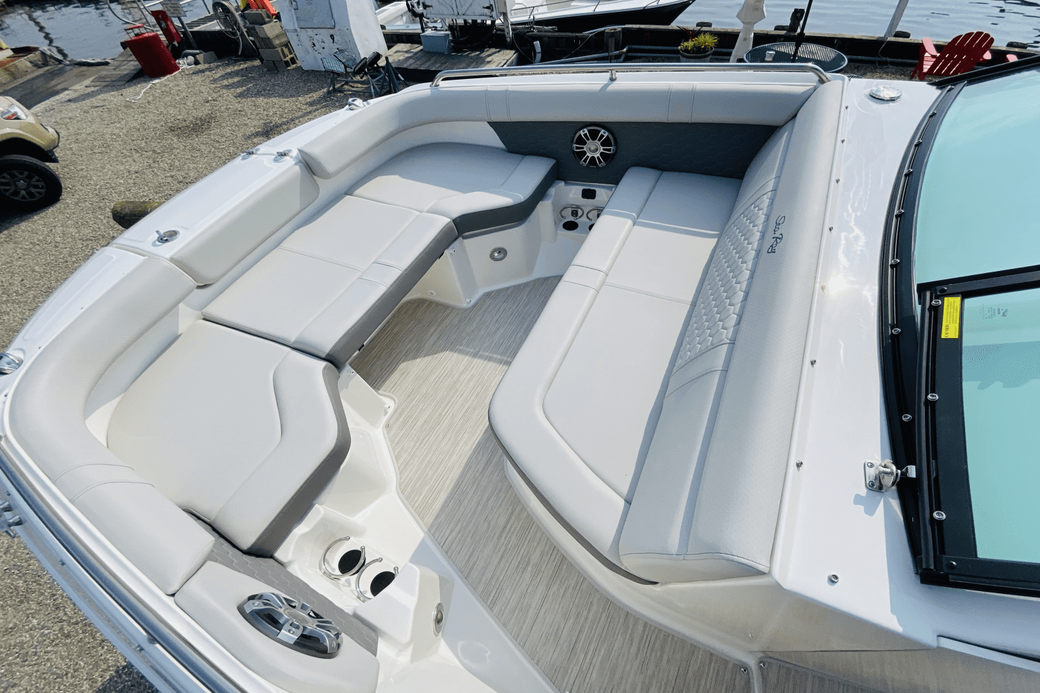 2024 Sea Ray
                                                             SDX 250 Outboard Image Thumbnail #25