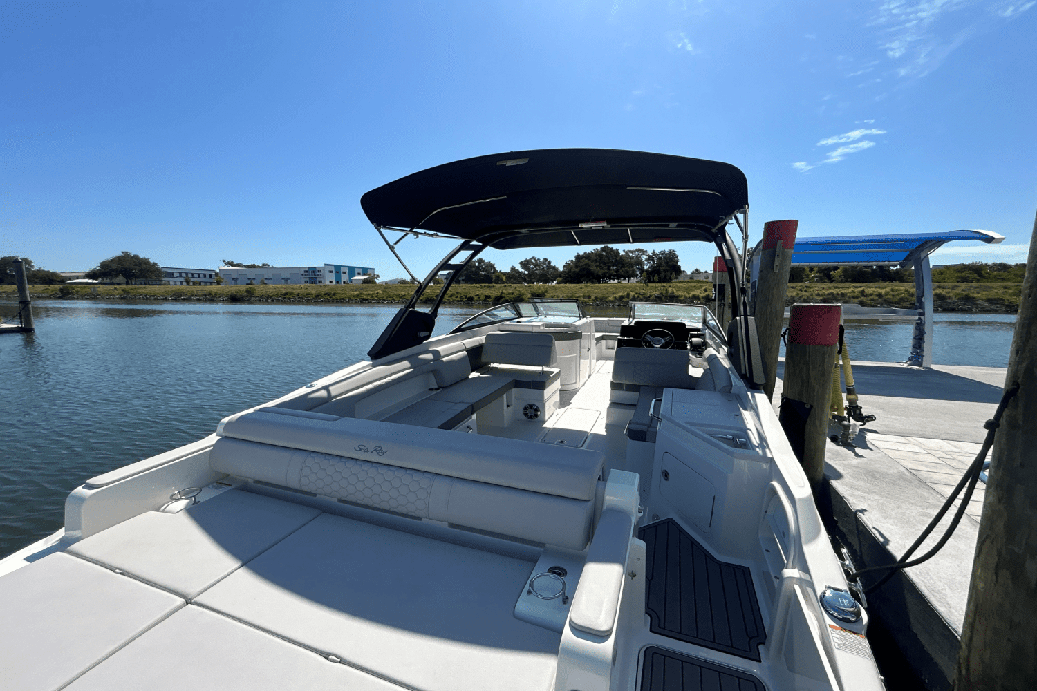 2024 Sea Ray SDX 290 Outboard Image Thumbnail #4