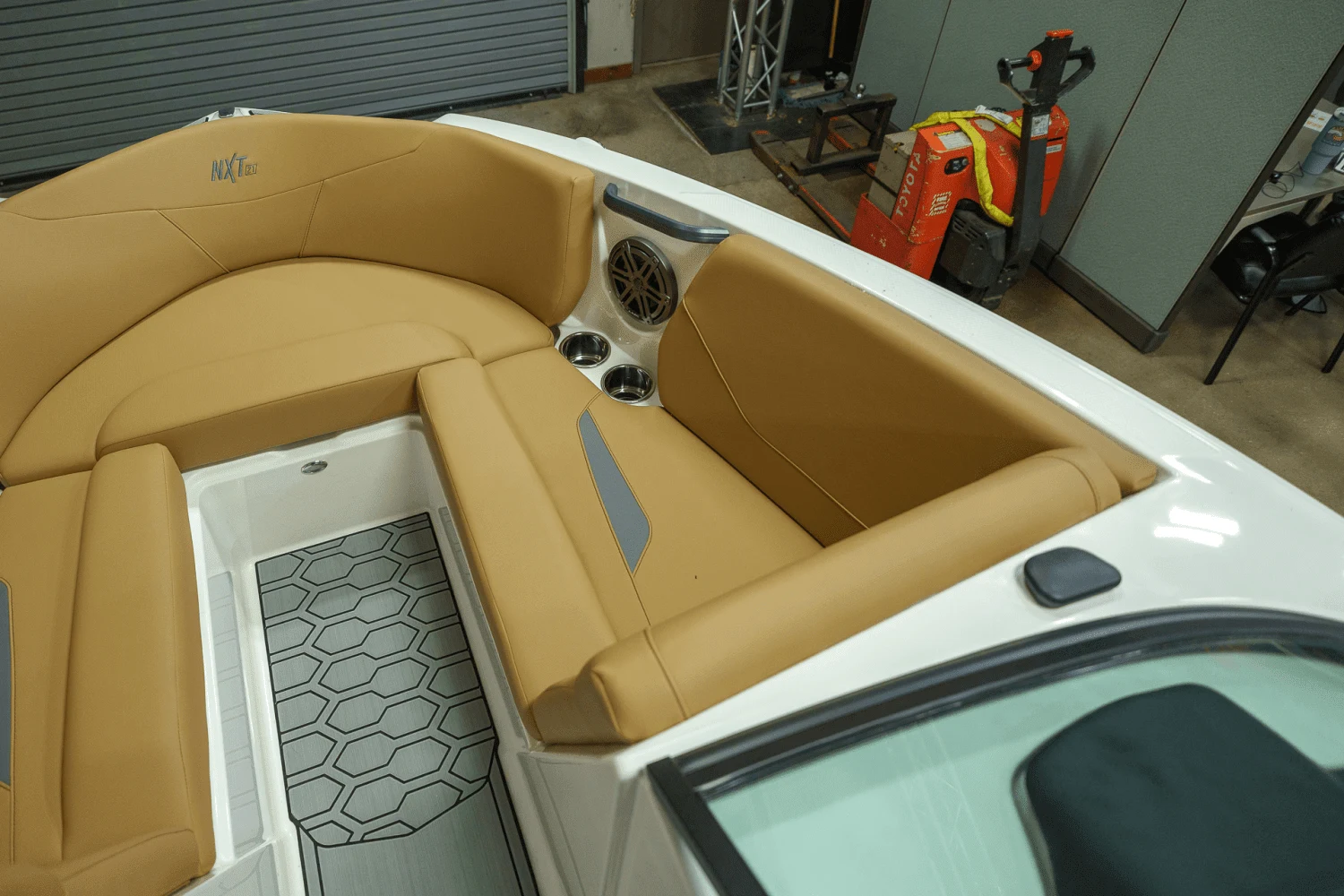 2023 Mastercraft NXT21 Image Thumbnail #5