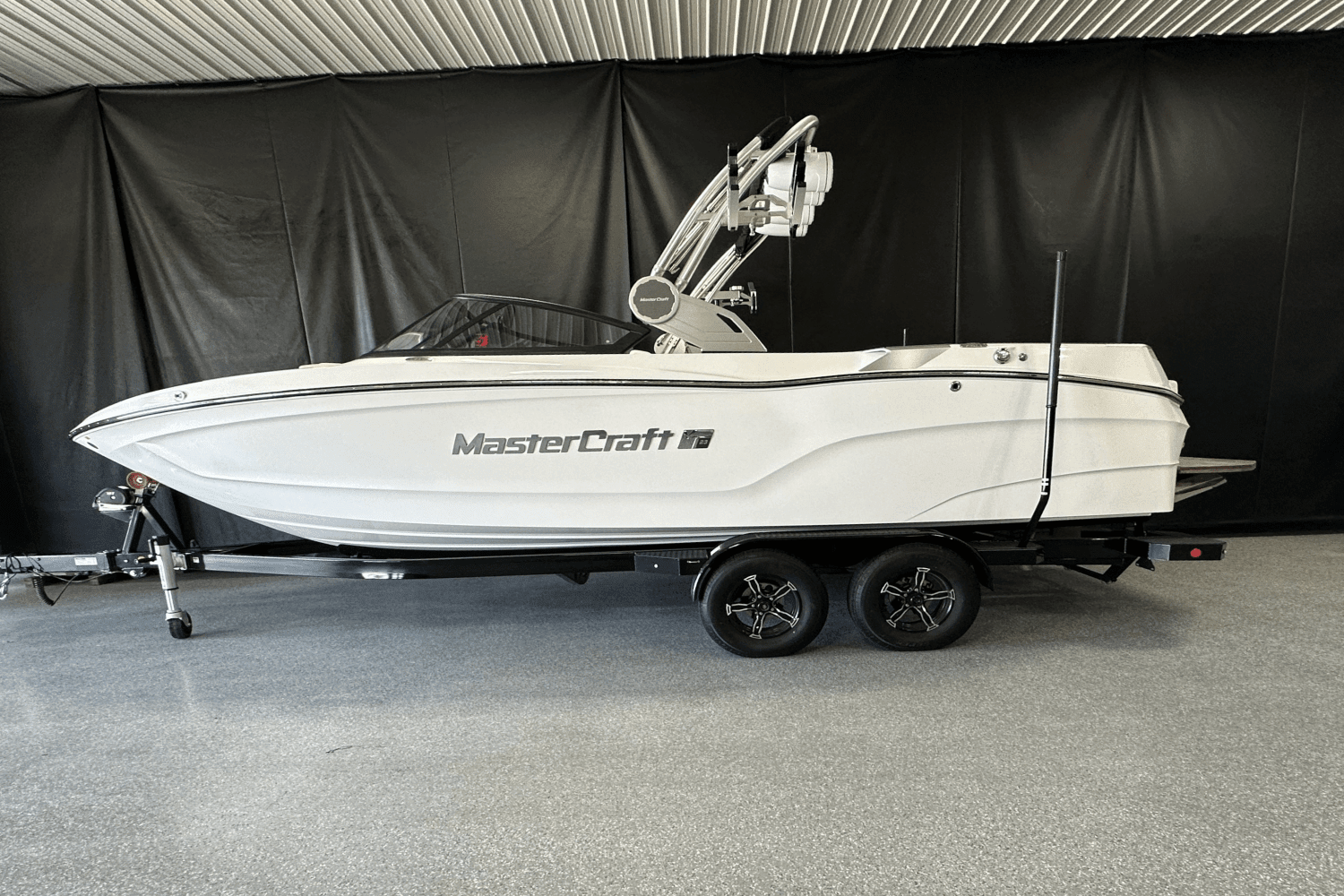 2023 Mastercraft XT23