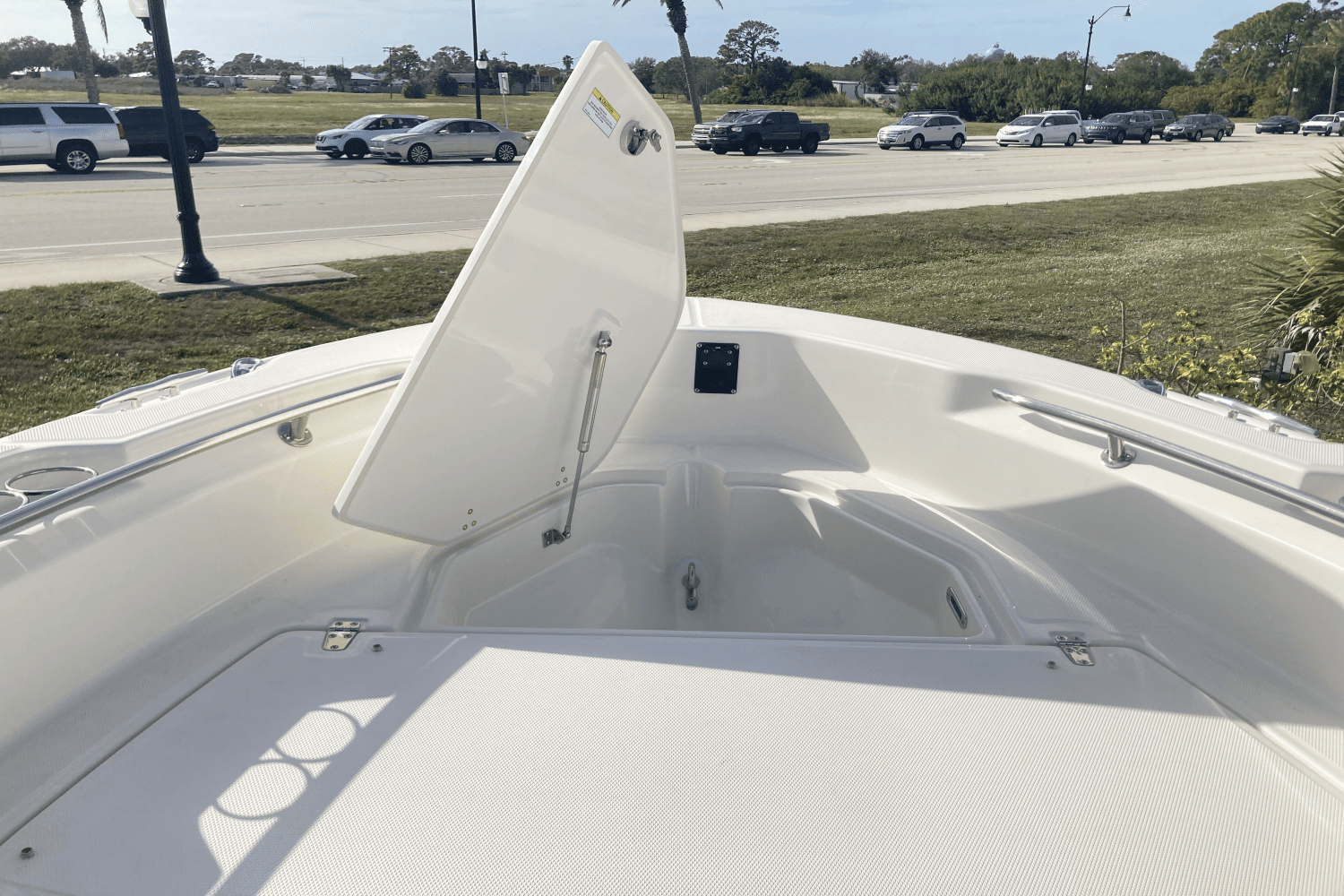 2024 Boston Whaler 250 Dauntless Image Thumbnail #20