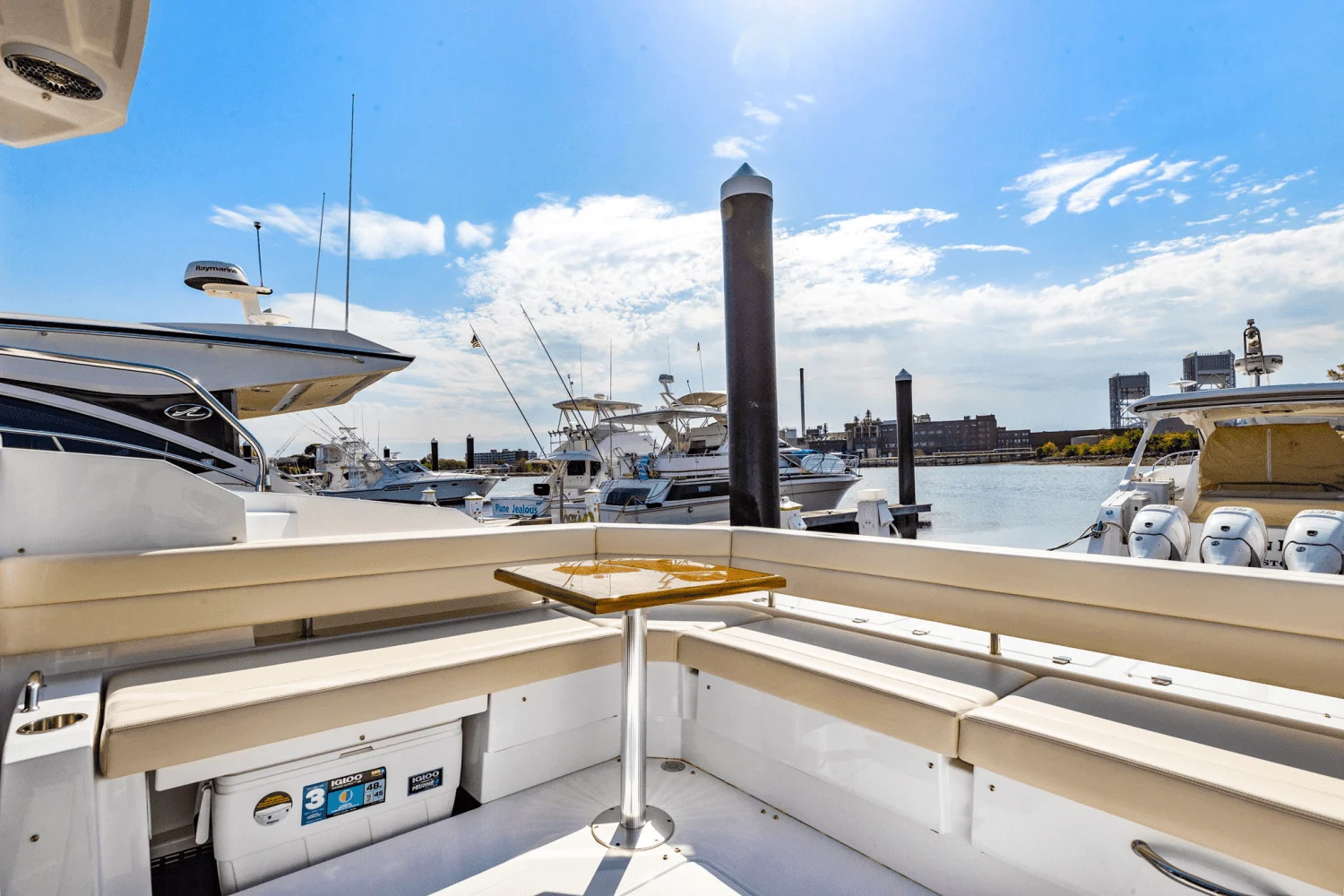2023 Cruisers Yachts
                                                             42 Cantius Image Thumbnail #9