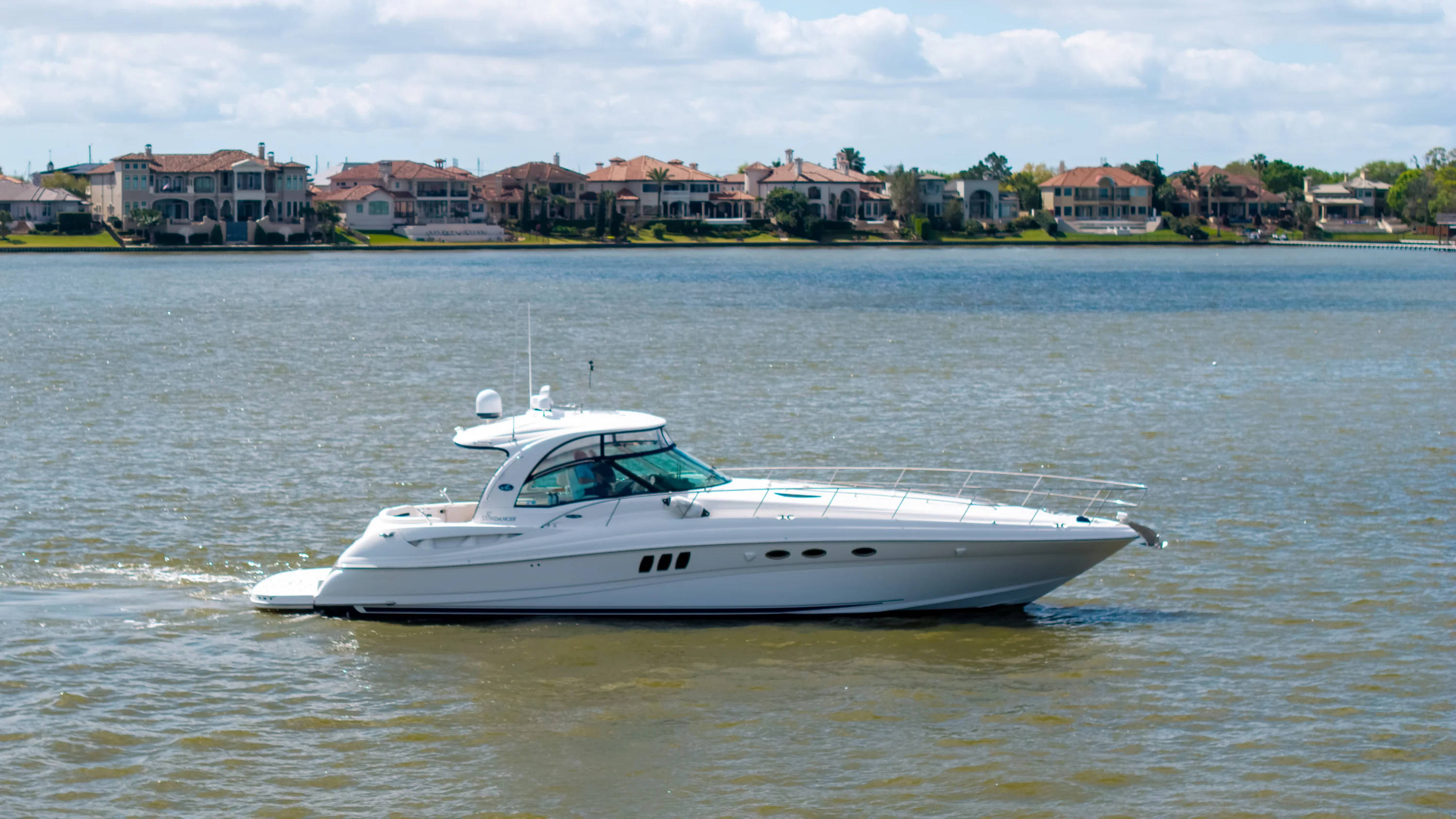 2009 Sea Ray 52 SUNDANCER Image Thumbnail #2