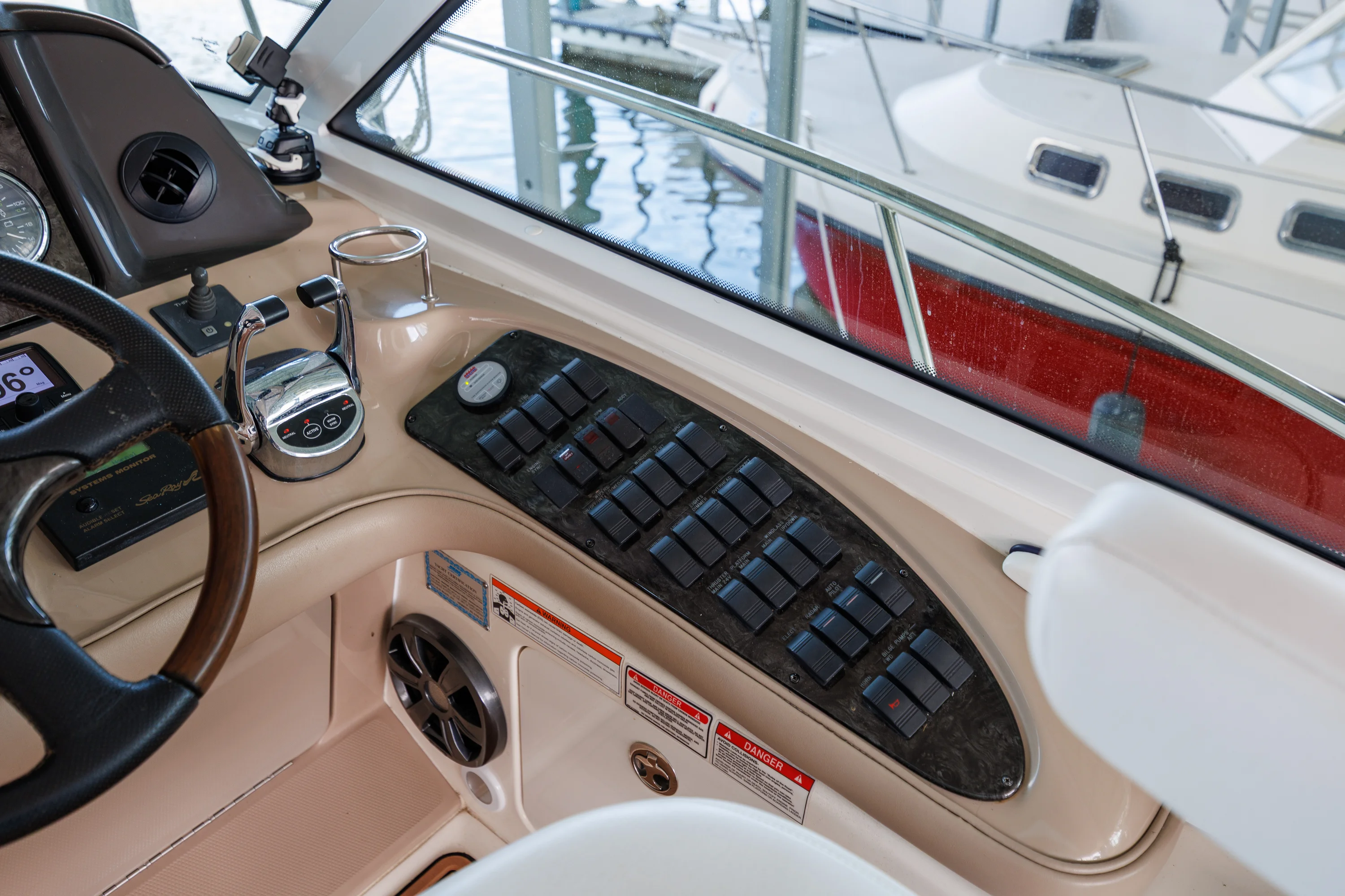 2009 Sea Ray 52 SUNDANCER Image Thumbnail #20