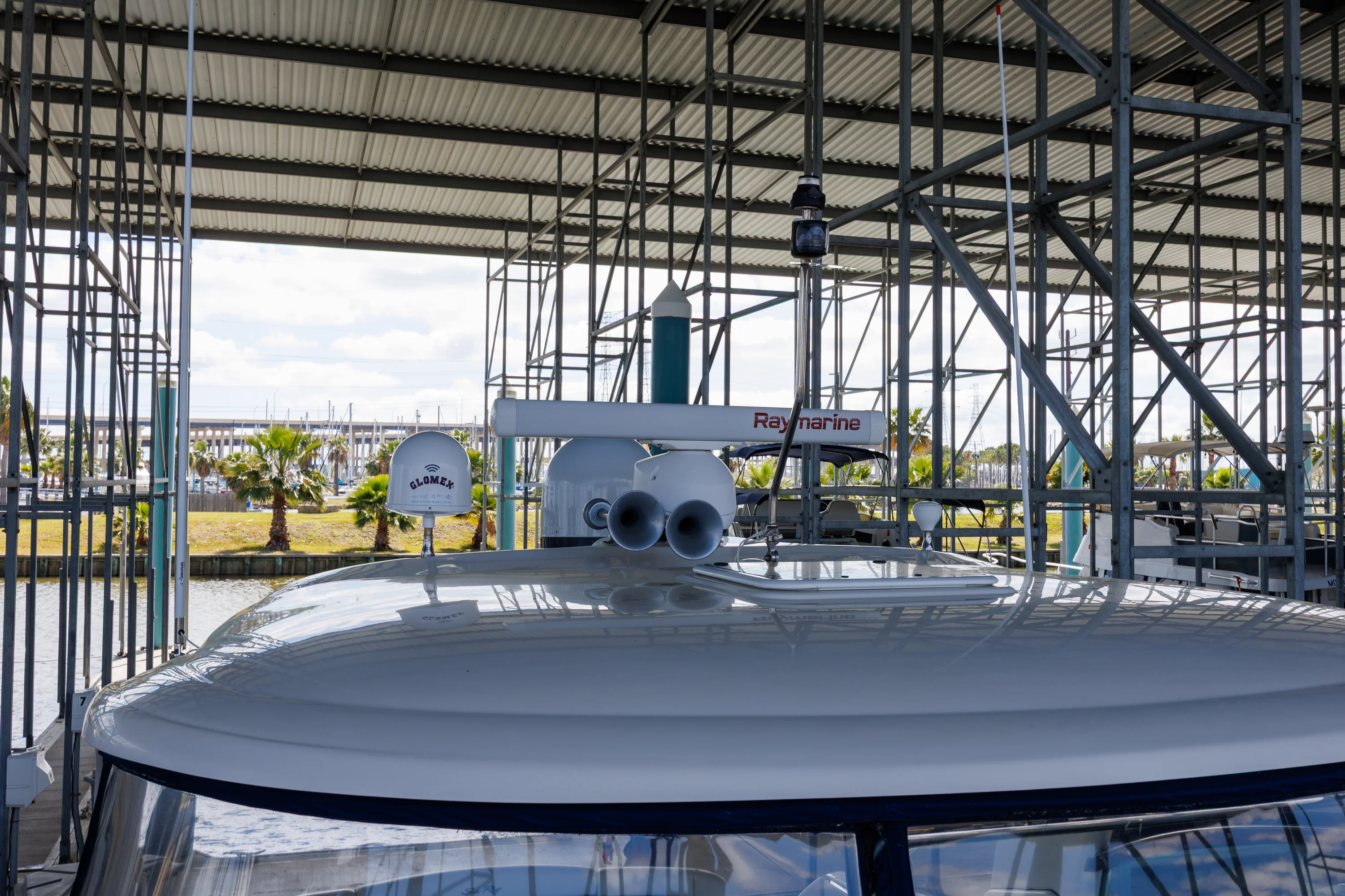 2009 Sea Ray 52 SUNDANCER Image Thumbnail #9