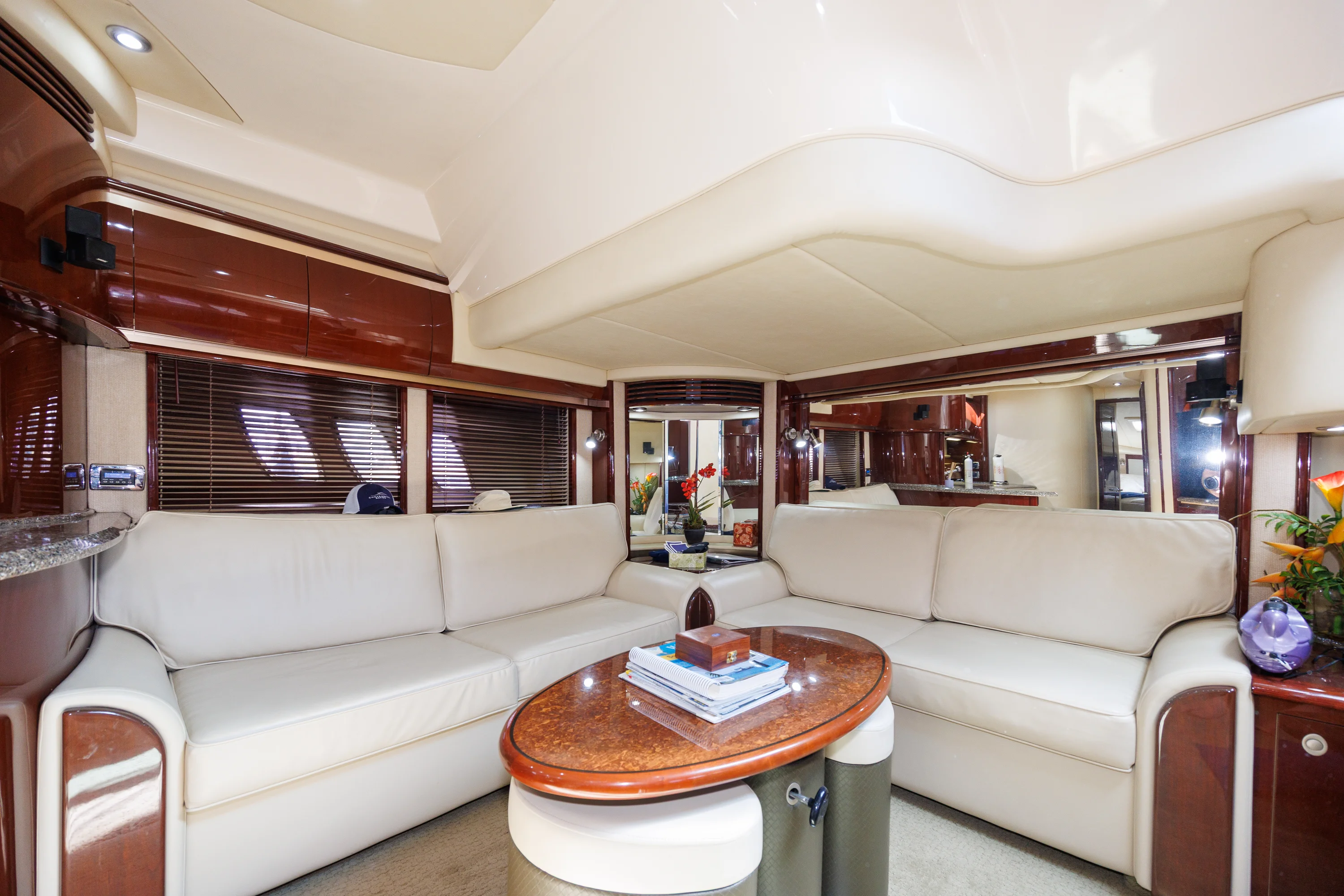 2009 Sea Ray 52 SUNDANCER Image Thumbnail #22