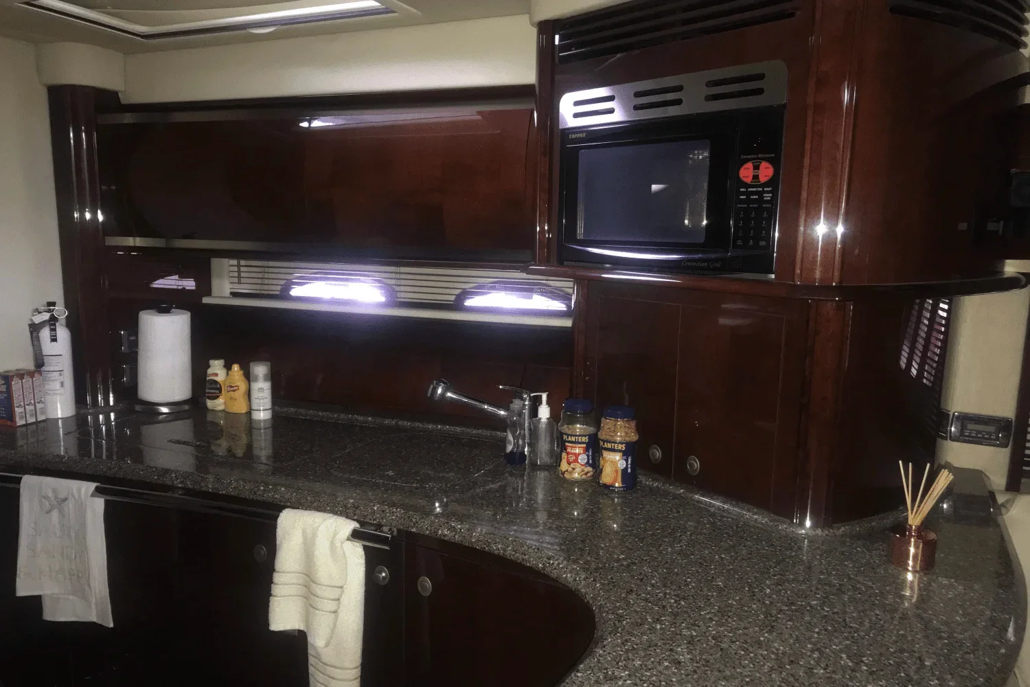 2009 Sea Ray 52 SUNDANCER Image Thumbnail #59