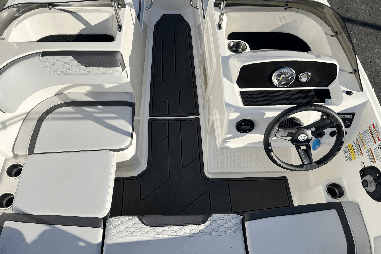 2023 Bayliner Element E19 Image Thumbnail #11