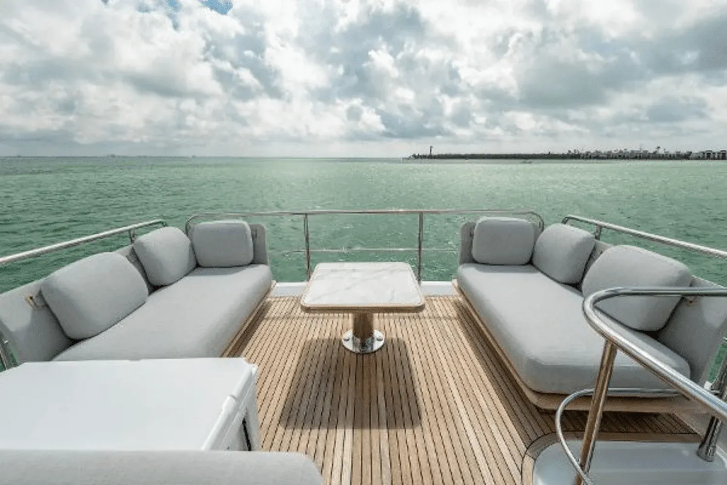 2022 Azimut FLY Image Thumbnail #31