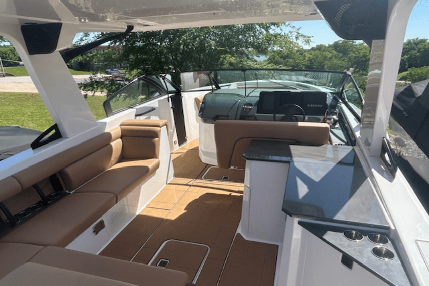2023 Aviara AV32 Image Thumbnail #12
