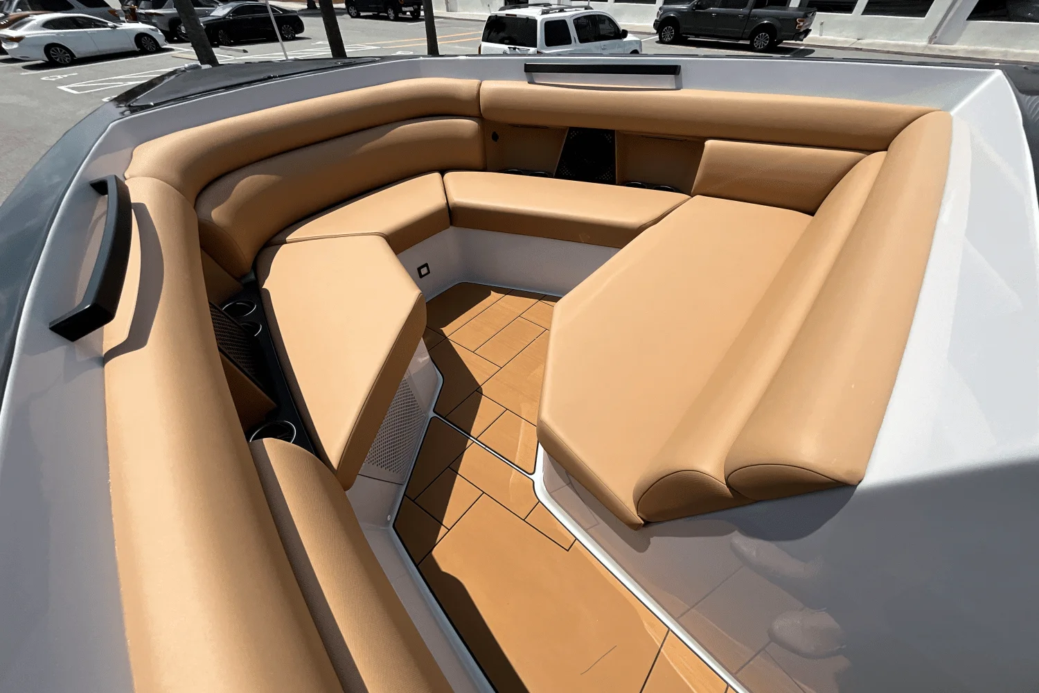 2024 Aviara AV36 Outboard Image Thumbnail #22