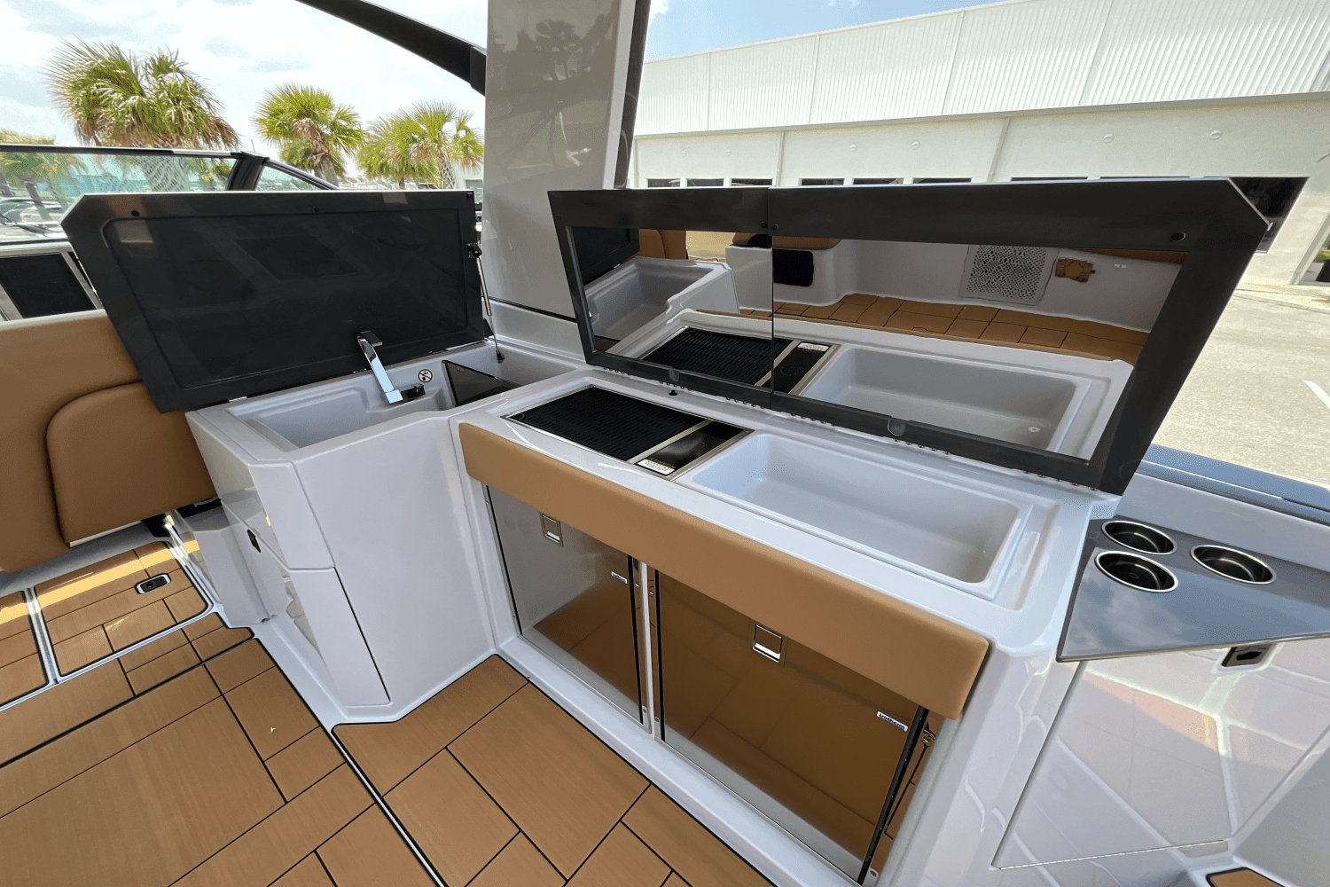 2024 Aviara AV36 Outboard Image Thumbnail #14